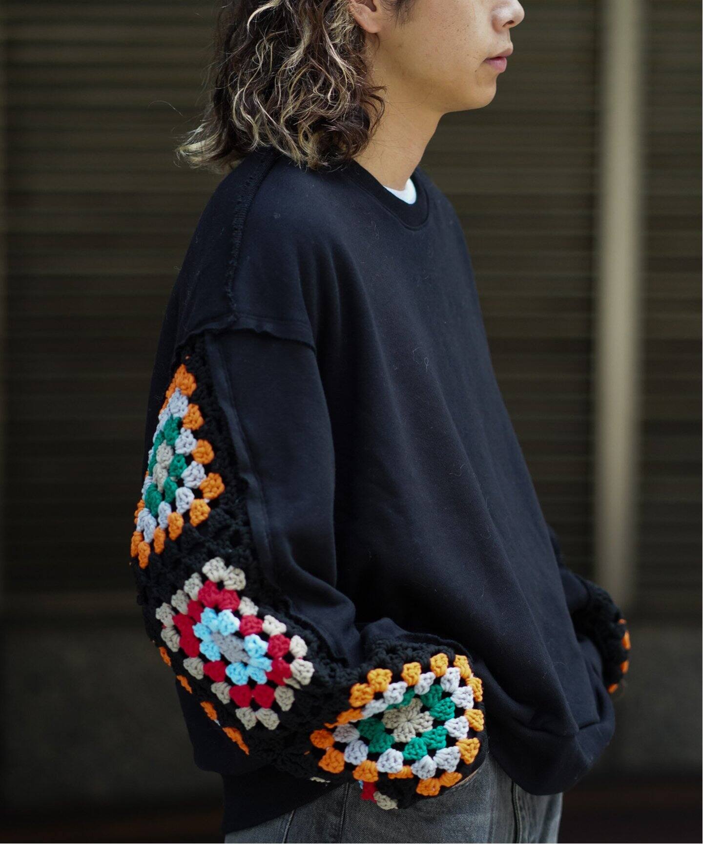 DISCOVERED / ディスカバード CROCHET SLEEVE SWEAT（スウェット 
