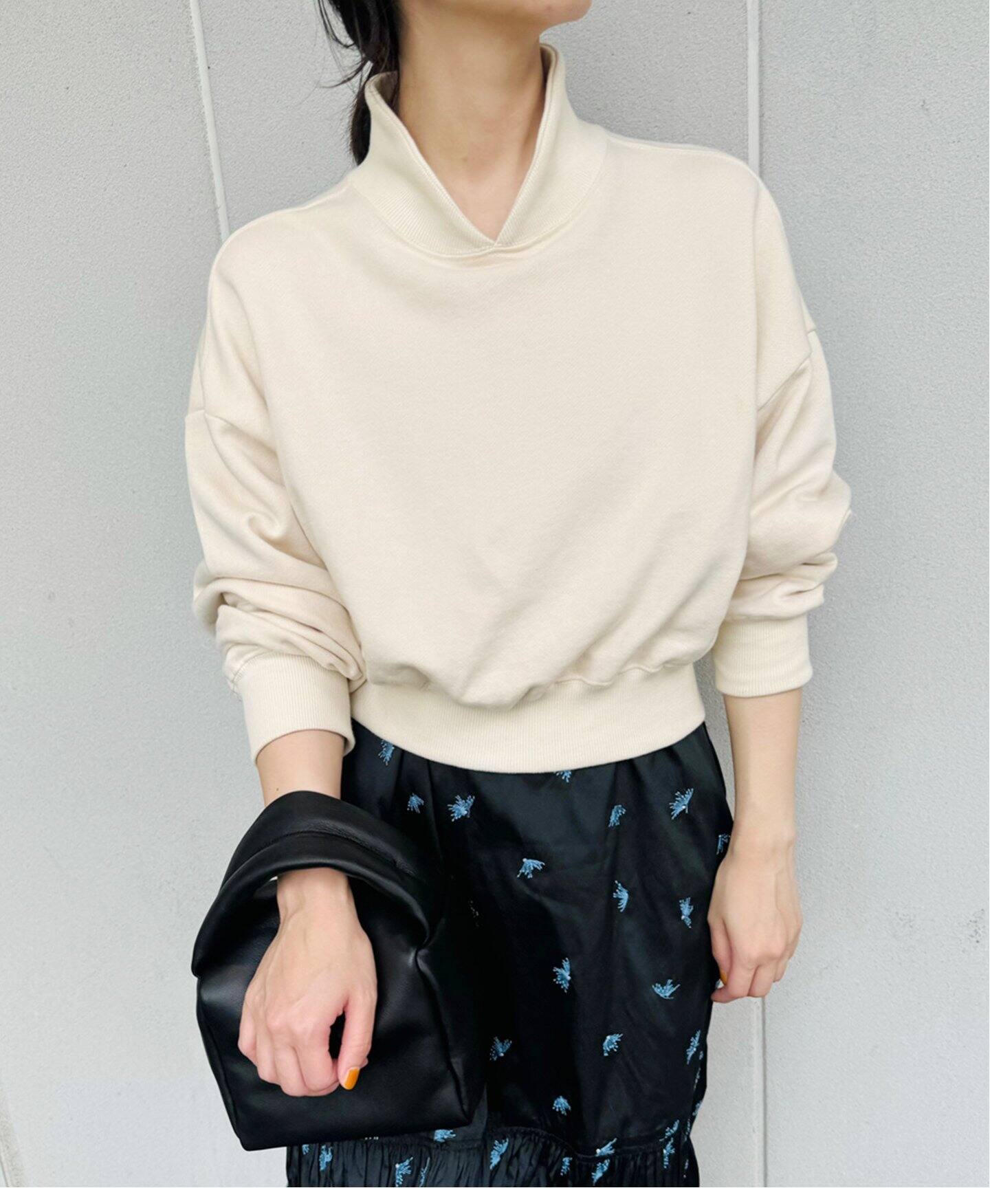 追加》【SKIN × EDIT. FOR LULU】コラボ クロップドスウェット  