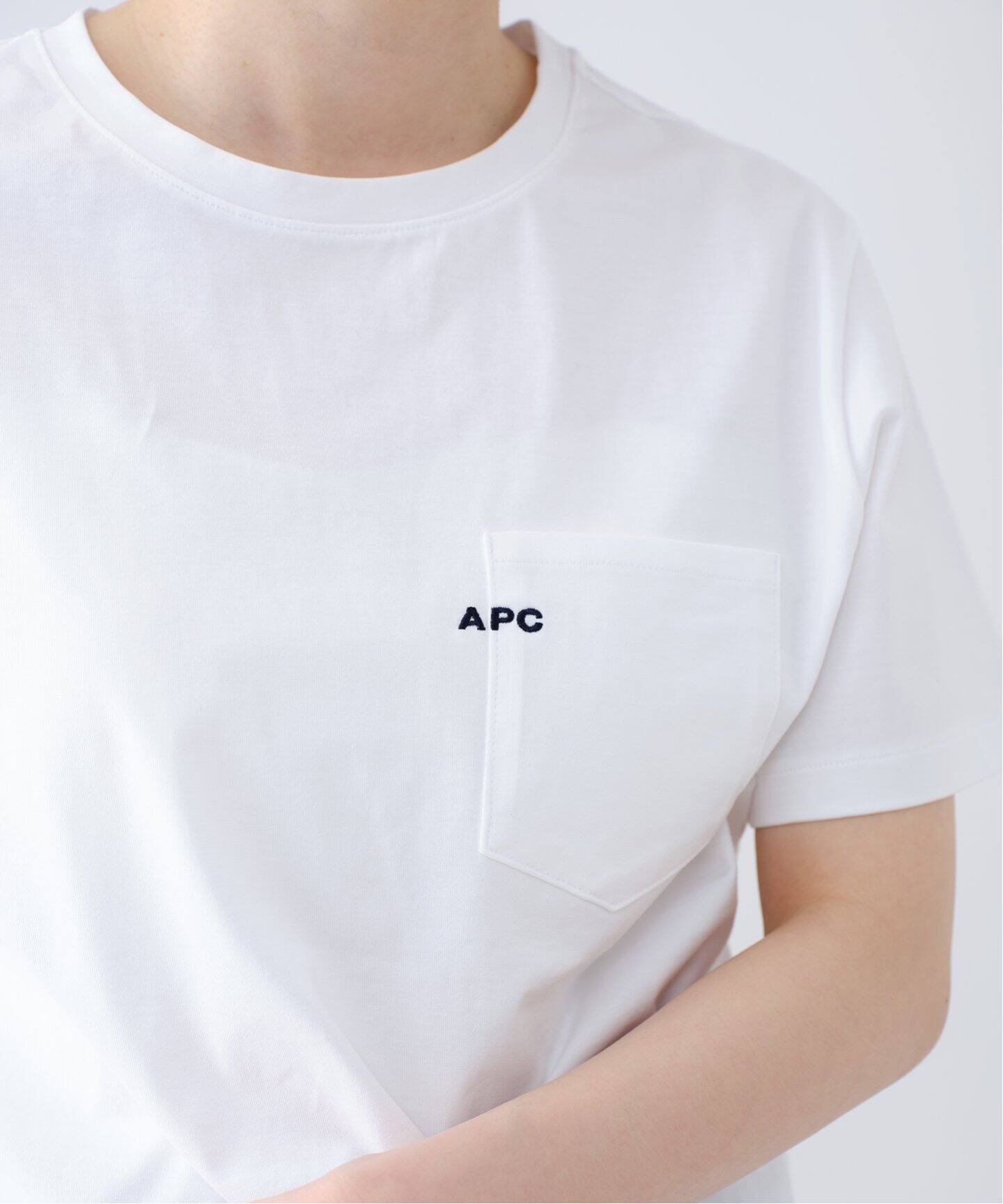 A.P.C./アー・ペー・セー T-SHIRT POCKET emb 25082192703（Tシャツ  