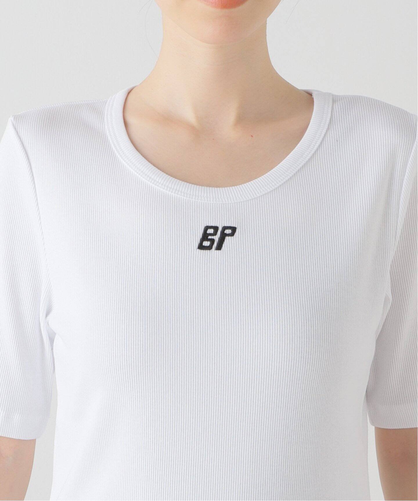 新品IENAで購入バウムウンドヘルガーデンロゴTシャツ