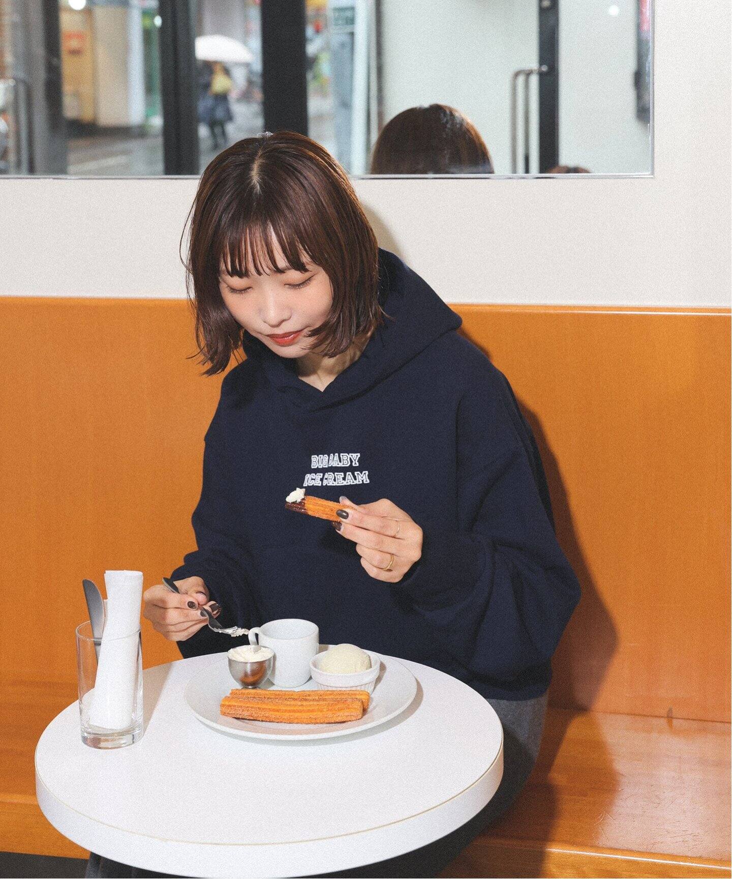 BIGBABY ICECREAMロゴフーディー（パーカー）｜SLOBE IENA（スローブ 