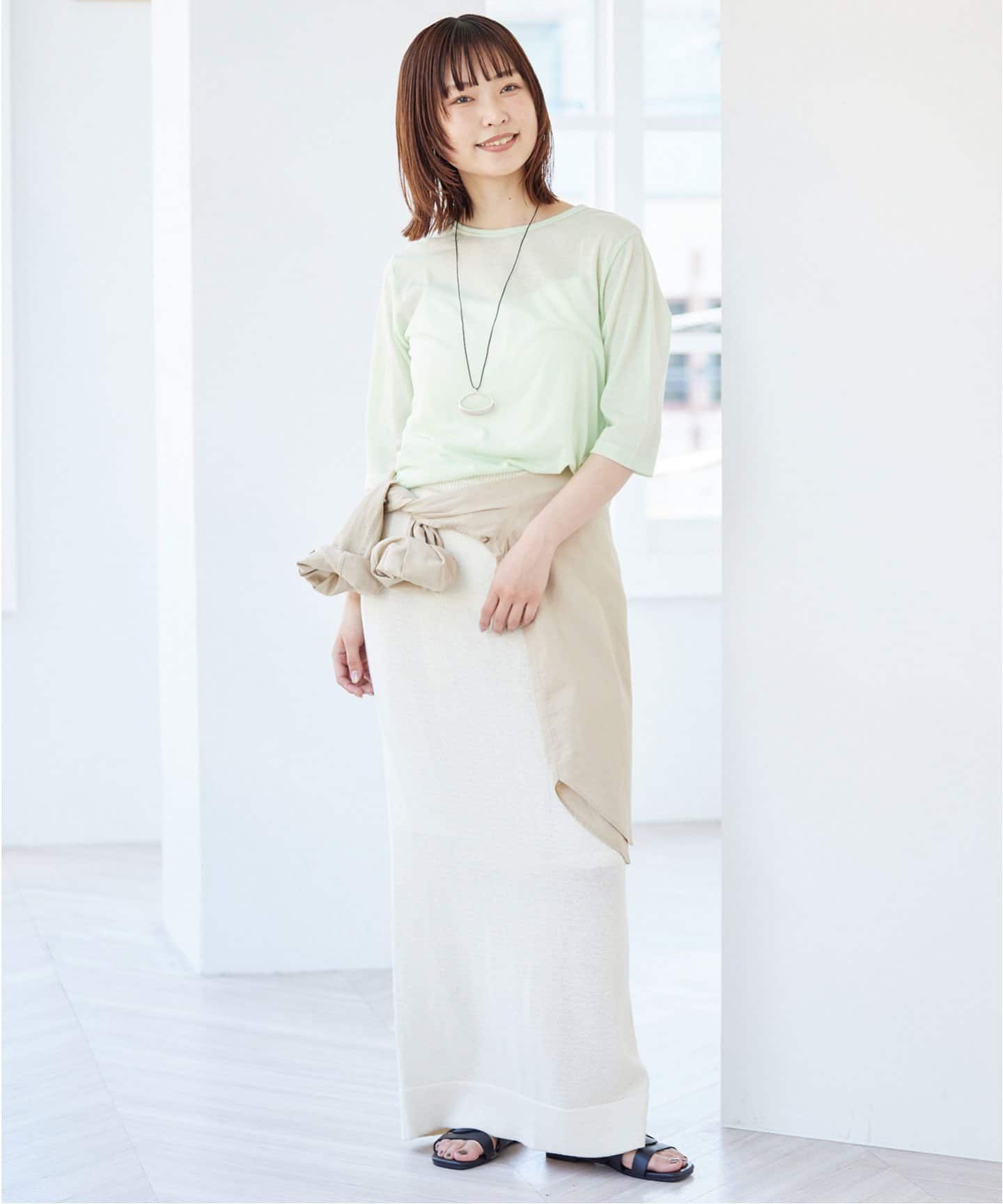 試着のみ　yinyang ベージュ 五分袖 Tシャツ 試着のみ yinyang ベージュ 五分袖 Tシャツ 試着のみ yinyang