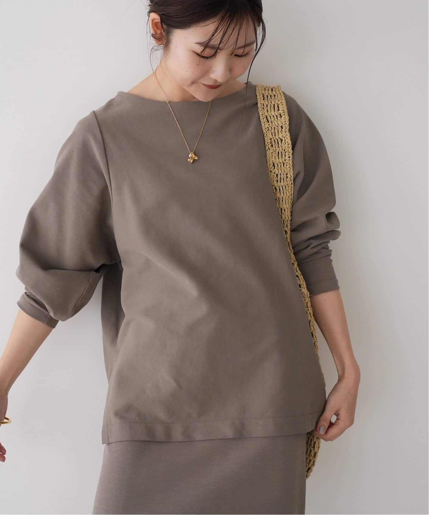 40/-ポンチボートネックニュアンスプルオーバー（Tシャツ