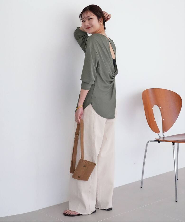 バックツイスト プルオーバー（Tシャツ／カットソー）｜SLOBE IENA  