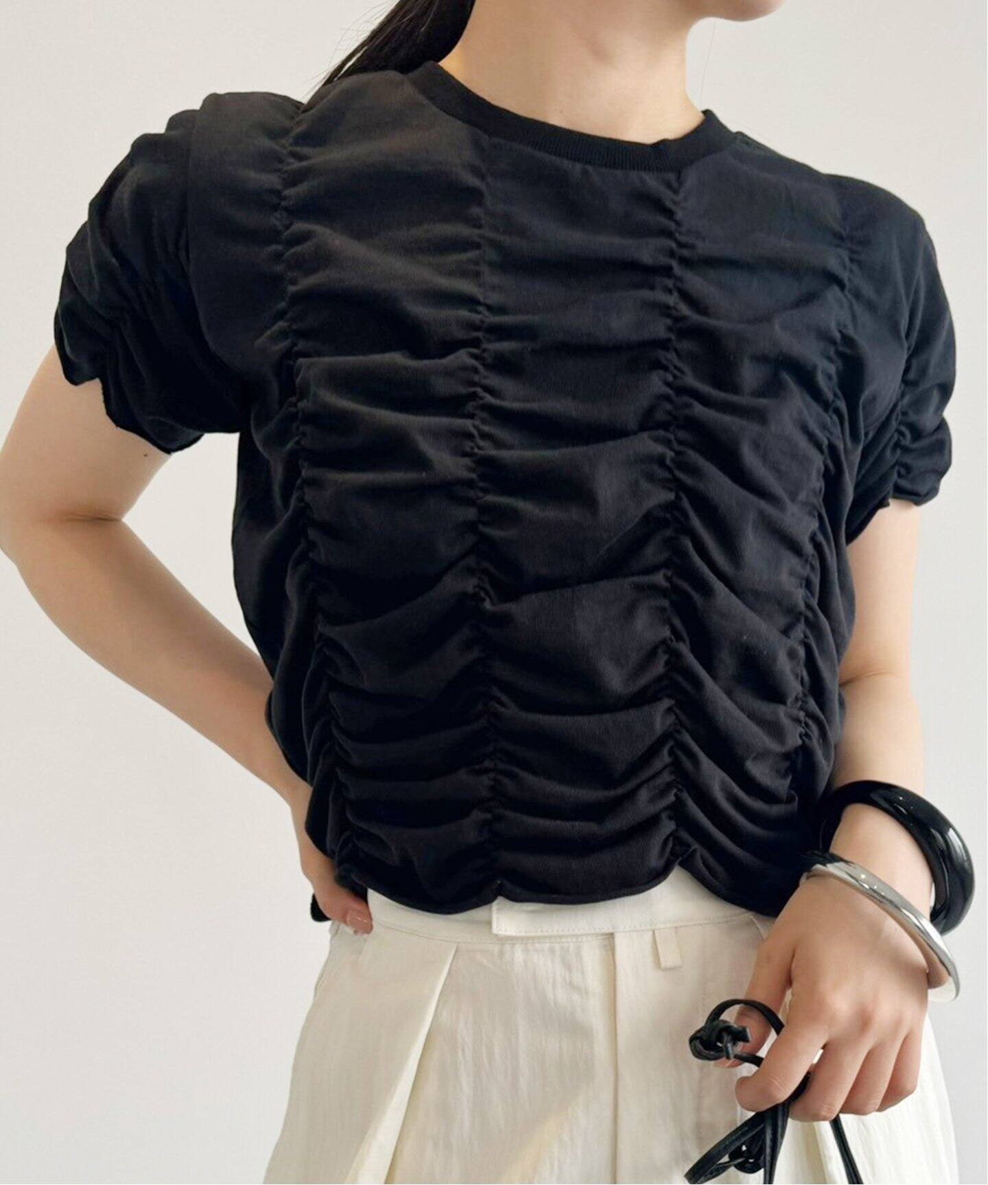 NOTHINGEVERYTHING/ナッシングエブリシング SHIRRING トップス（T 