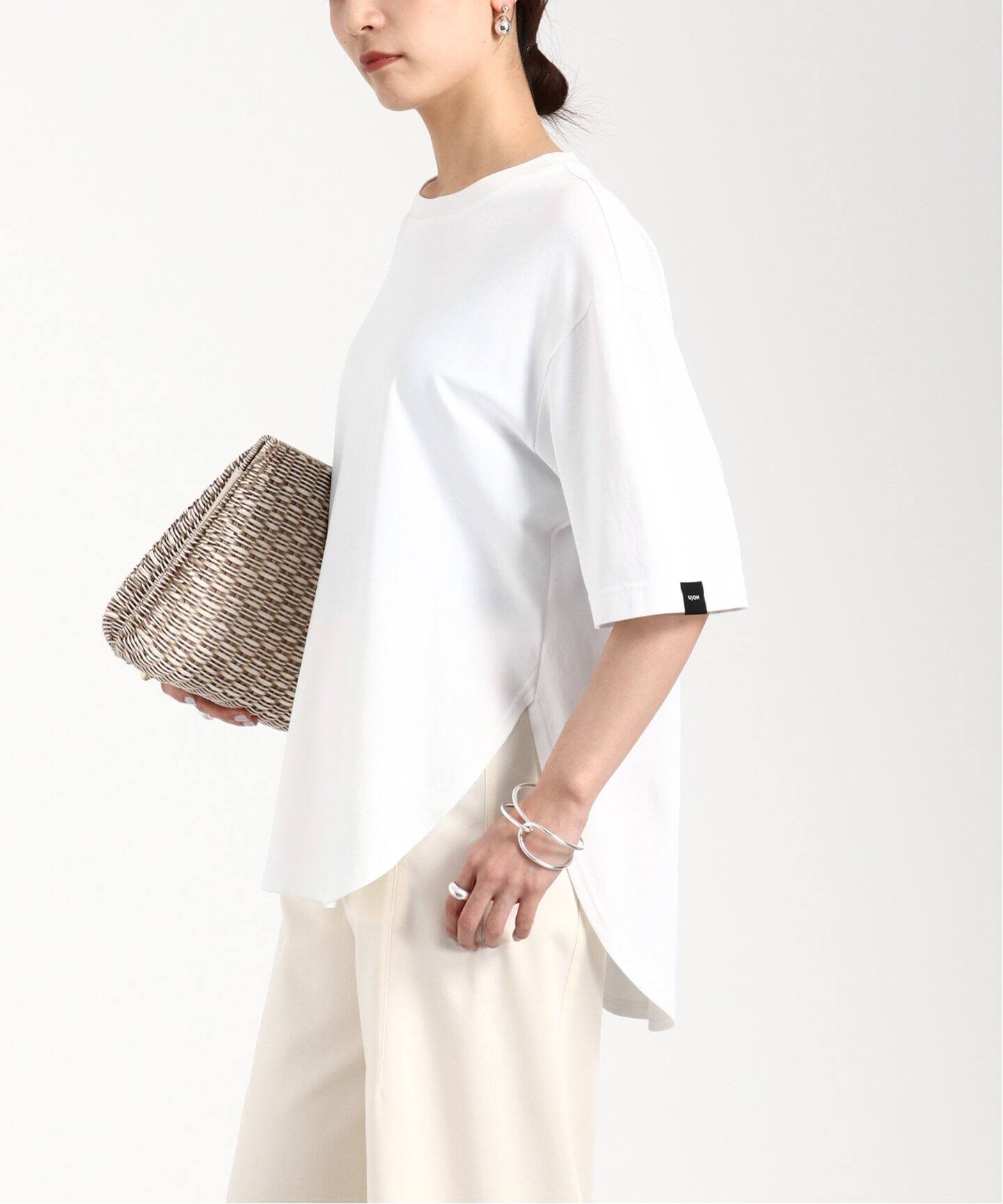 UJOH/ウジョー】Curve Hem Half Sleeve Tシャツ（Tシャツ／カットソー  