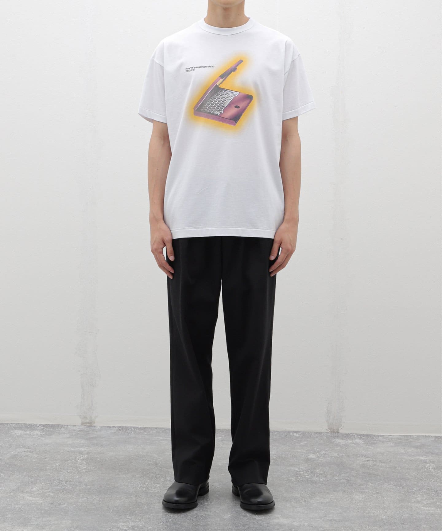 Tシャツ・カットソー [HELENE PARIS] Corset Printed Half T-Shirt (2 COLOR) HELENE PARIS] Corset Printed Half T-Shirt (2 COLOR) (HELENE