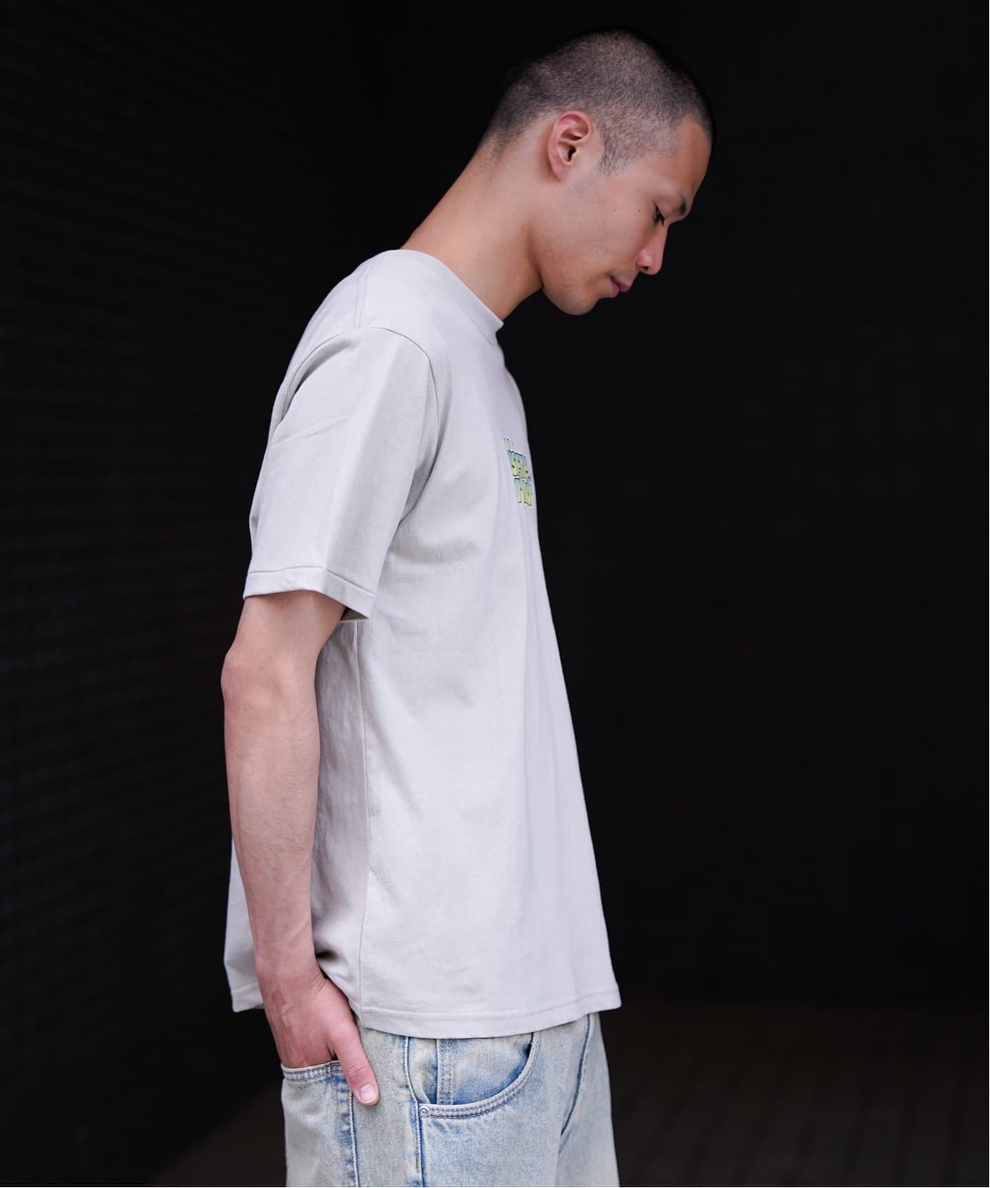 thisisneverthat / ディスイズネバーザット】Gradient OL-Logo