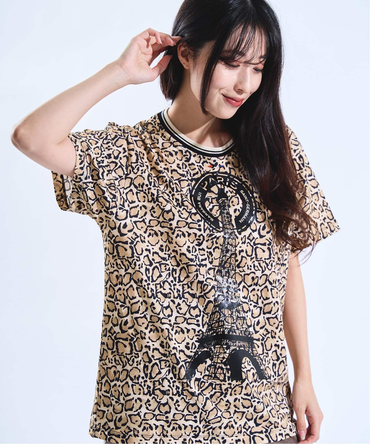 フランス発 Sandro 大人カジュアル パールビーズ Tシャツ フランス発 Sandro 夏におすすめ ビーズ フラワー刺繍 Tシャツ