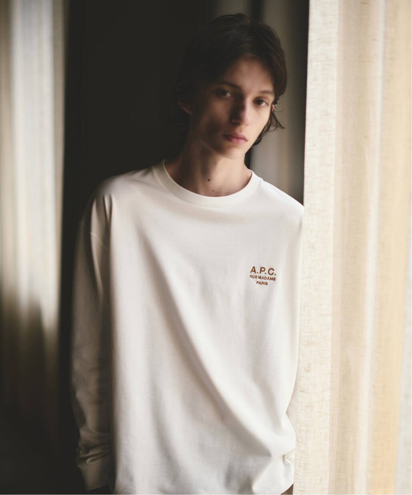 A.P.C./アー・ペー・セー 別注 ロゴ刺繍 ロングスリーブT（Tシャツ  