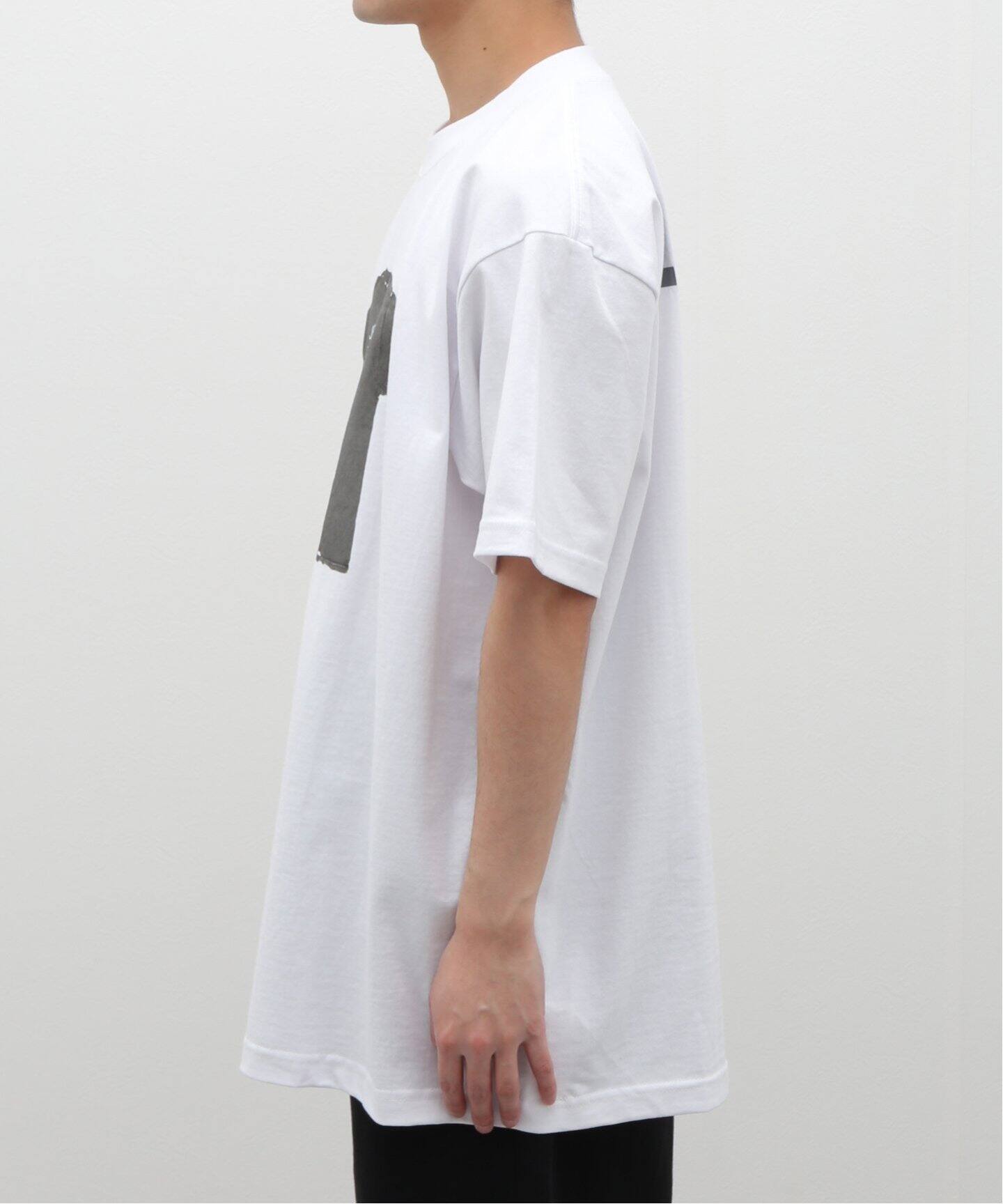 PLEASURES × JOY DIVISION】BROKEN T-SHIRT（Tシャツ／カットソー 