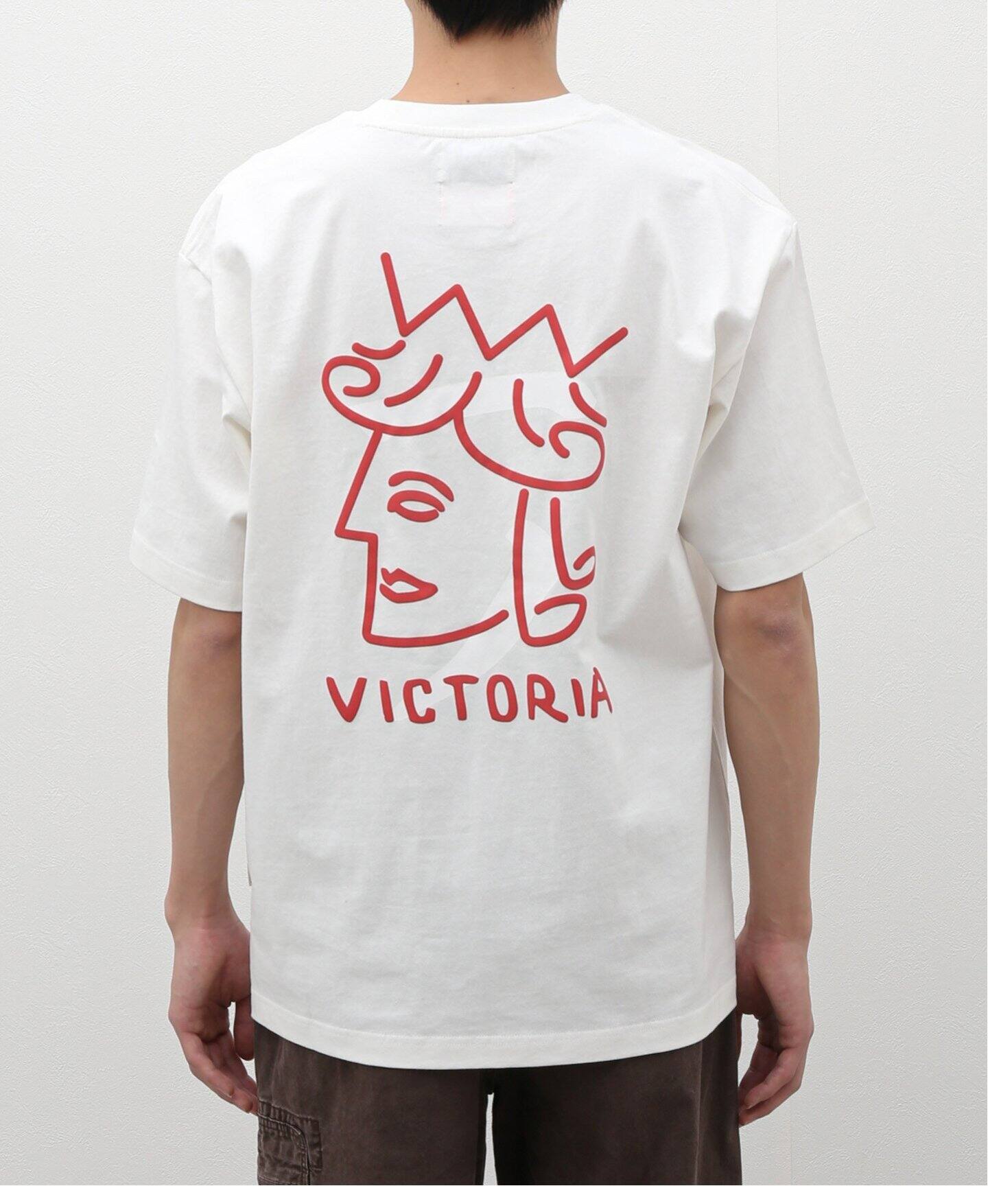 VICTORIA × YAT PIT】LOGO TEE（Tシャツ／カットソー）｜WISM 