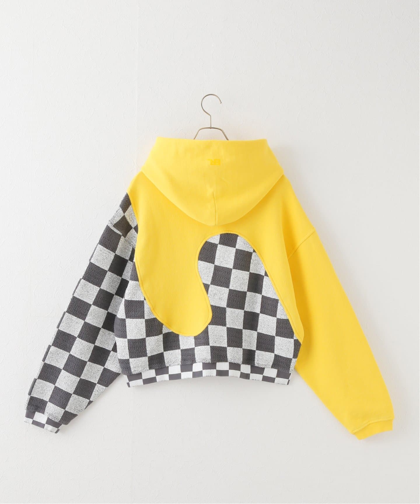 ERL / イーアールエル】 MEN YELLOW CHECKER SWIRL HOODIE KNIT