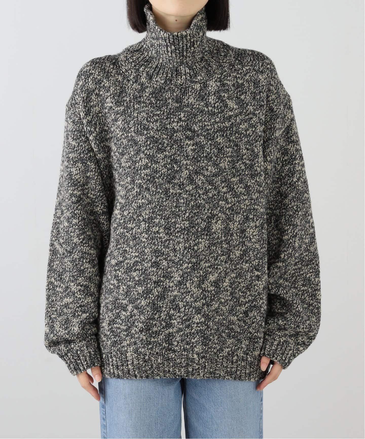 【美品】reverve ハイネック ニットセーター 美品】reverve ハイネック ニットセーター