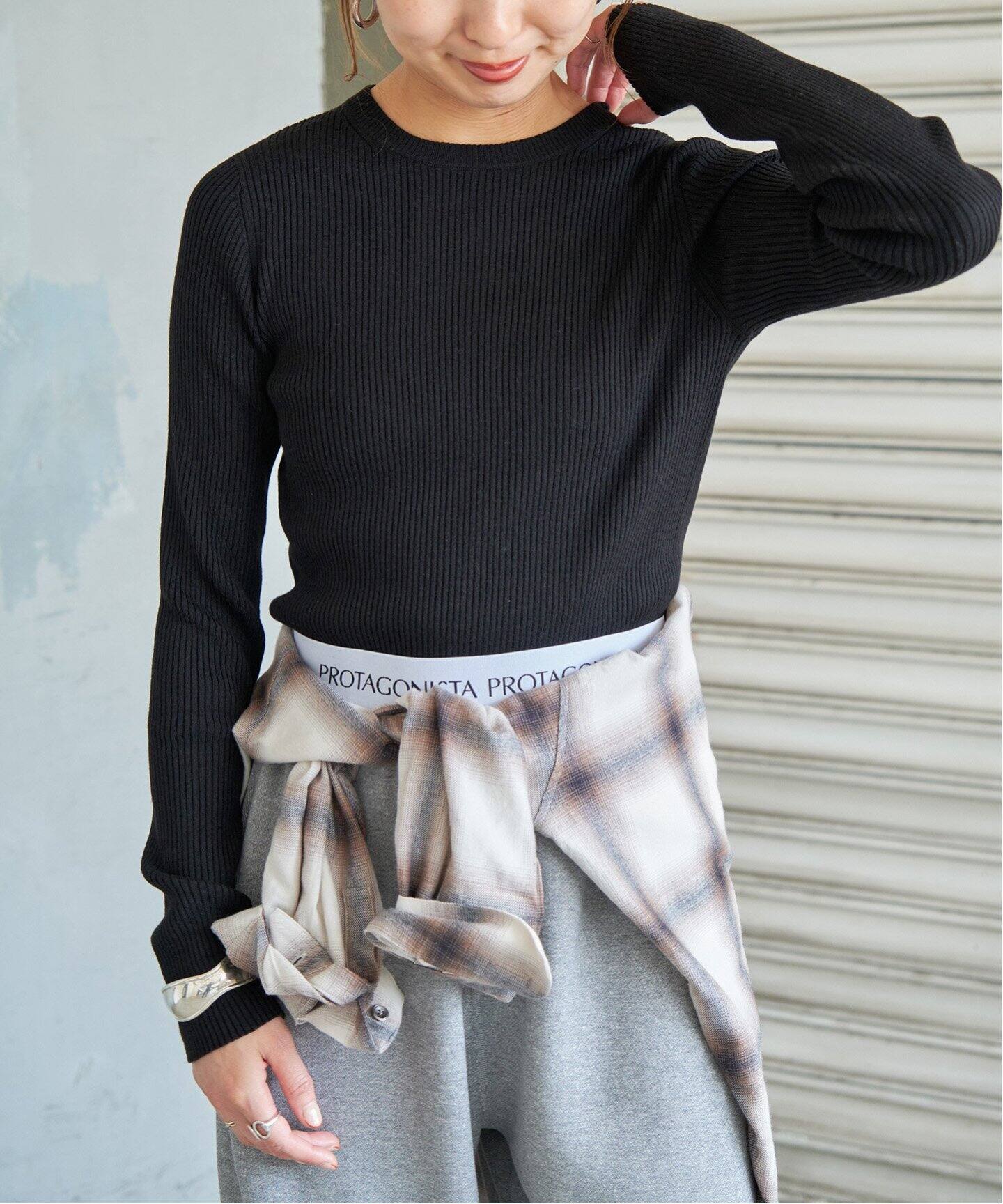 スピックアンドスパン　ウォッシャブル クルーネックリブニット WEB限定追加》ウォッシャブル クルーネックリブニット（ニット