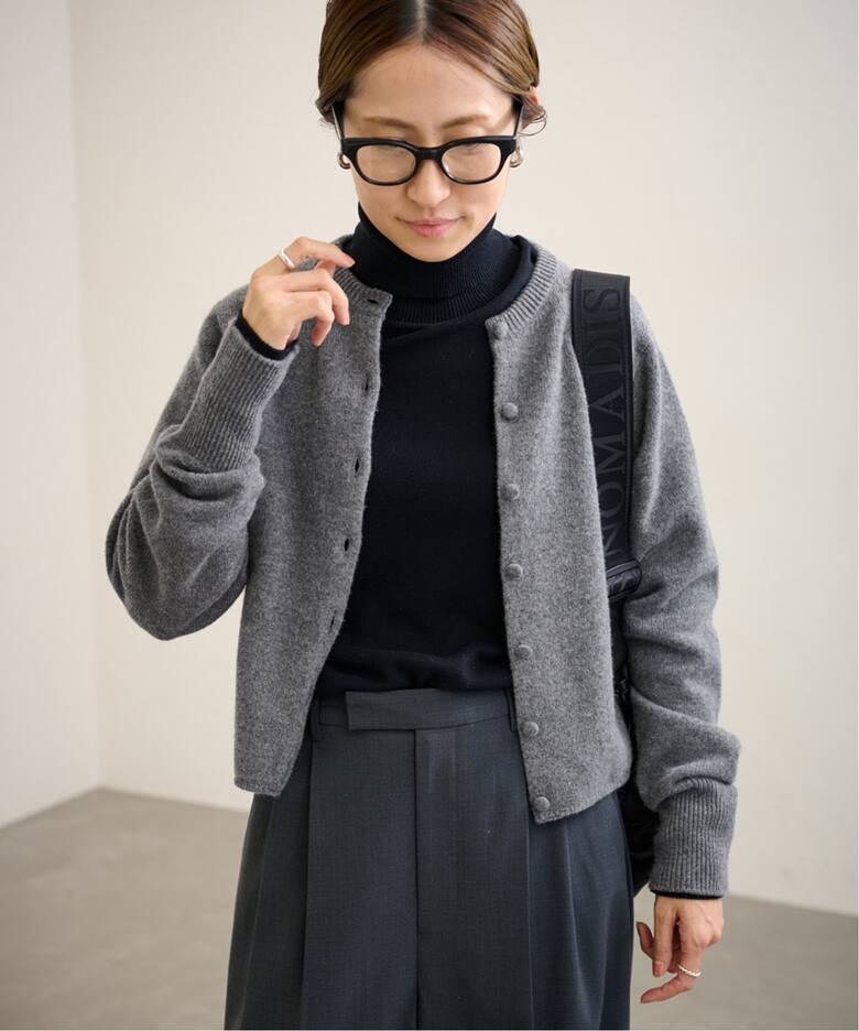 圧縮ウールクルーネックカーディガン（カーディガン）｜FRAMeWORK  
