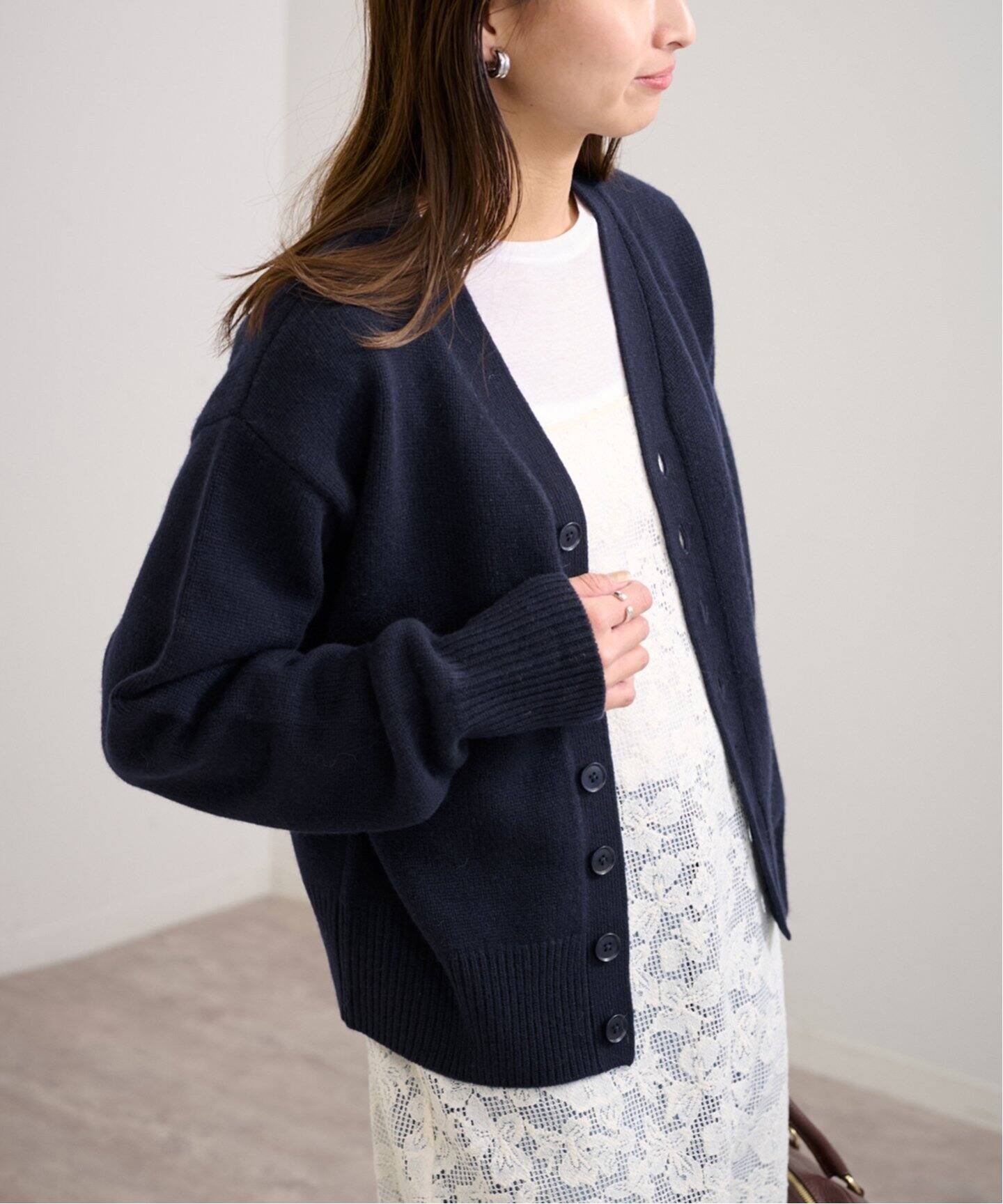 EXTREME CASHMERE X/エクストリームカシミヤ CLOVER Vネックカーデ  