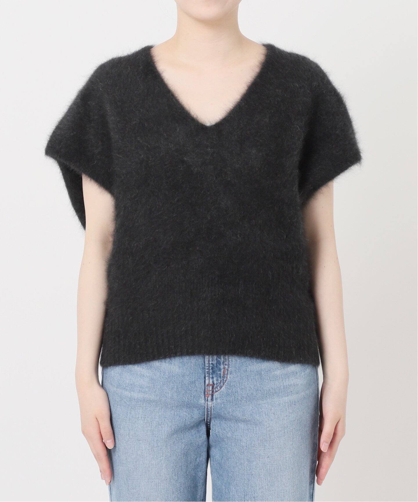 NOBLE●ファーニットVネックベスト　ストール付き Noble（ノーブル）の「ファーニットVネックベスト（ベスト）」 - WEAR