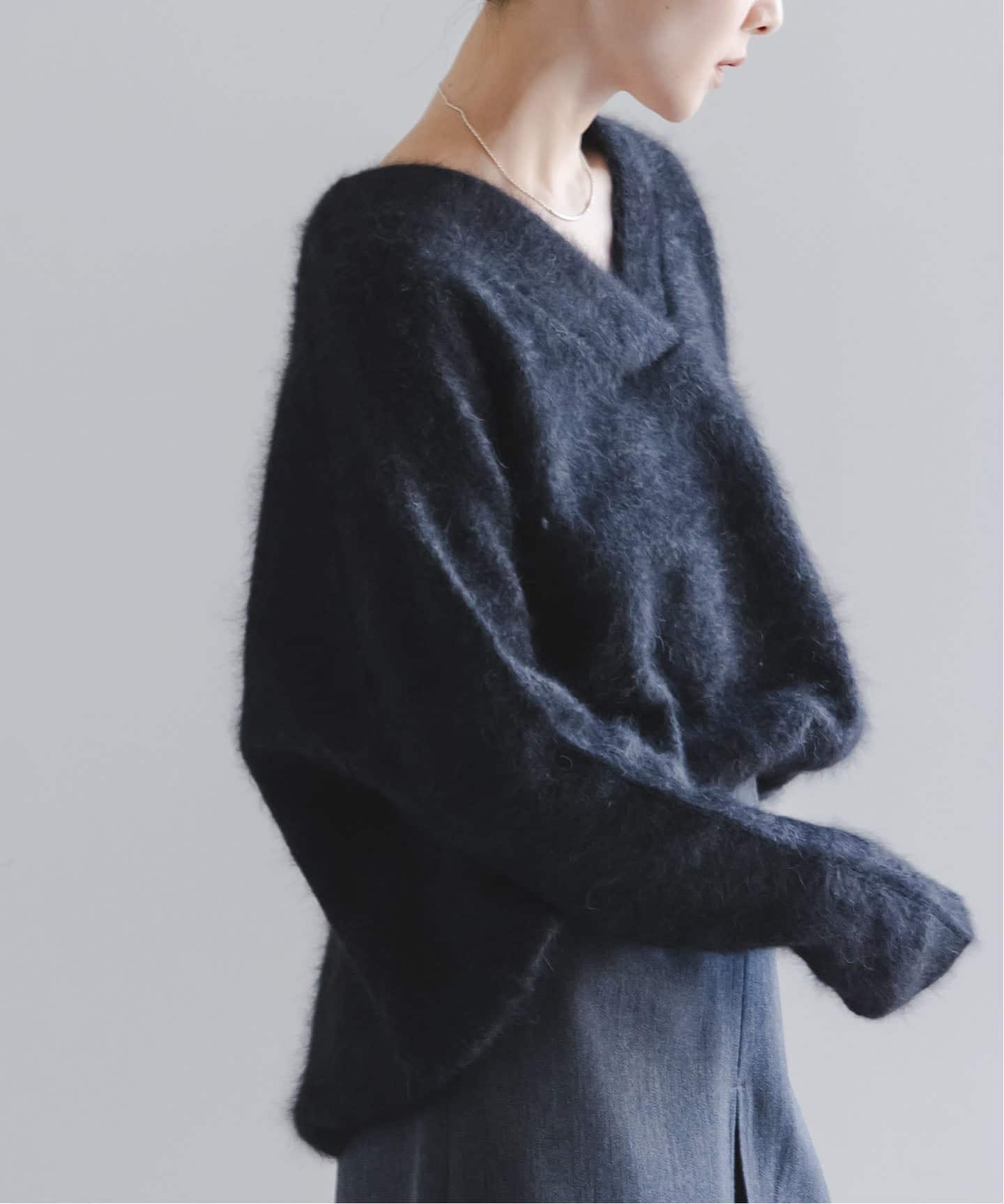 ファーニットVネックプルオーバー（ニット／セーター）｜NOBLE