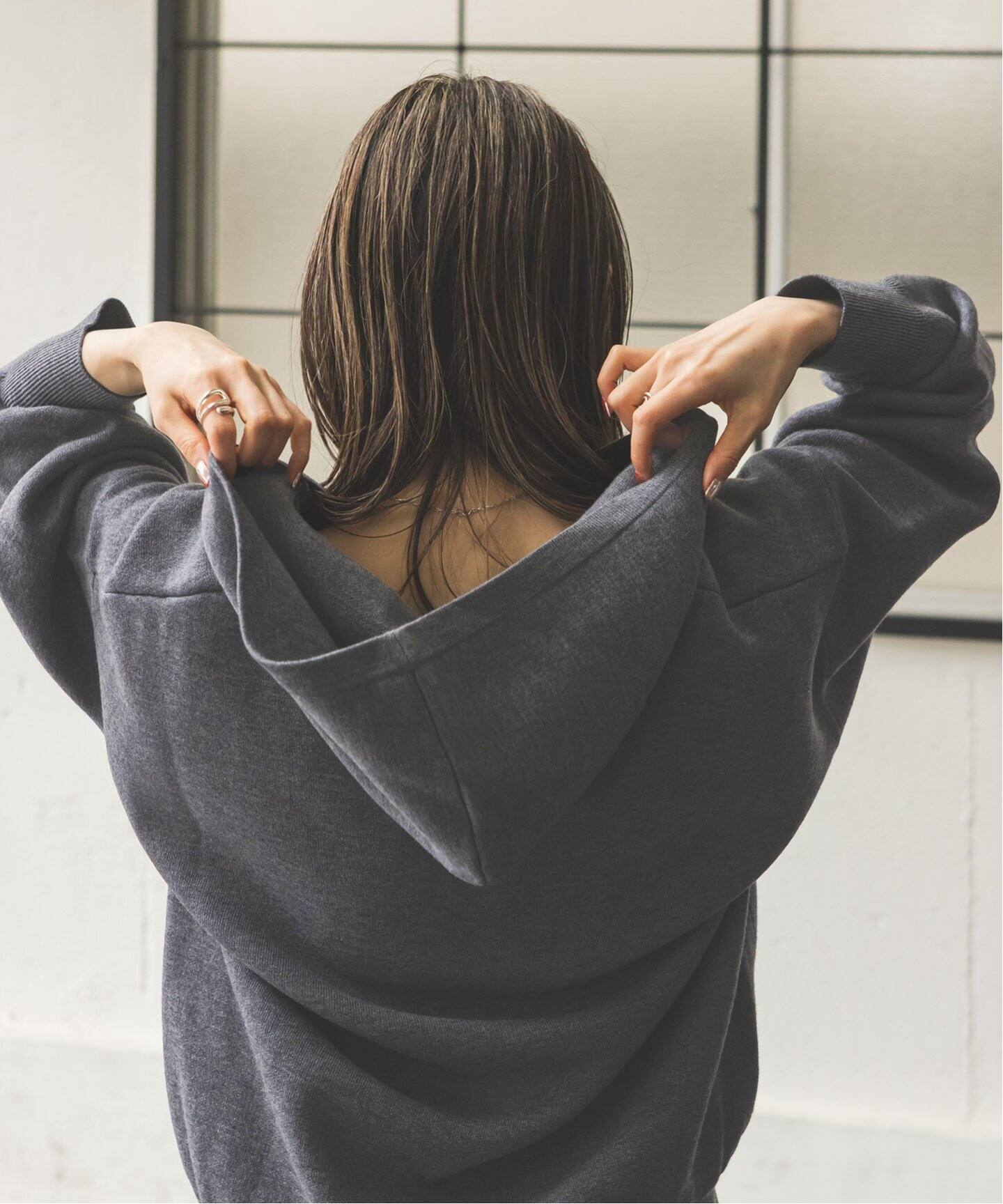 追加》接結タック編みフードプルオーバー（ニット／セーター）｜NOBLE  