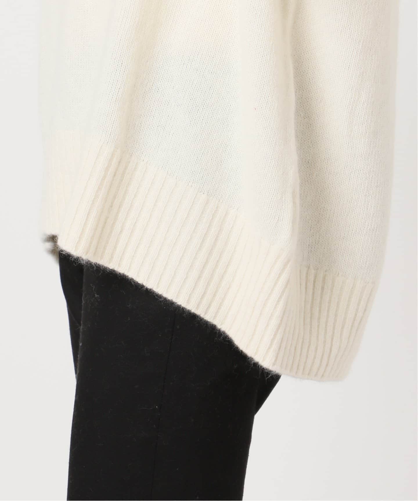 ウールベイビーミンクタートルプルオーバー（ニット／セーター