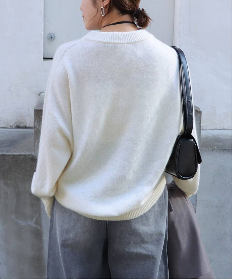 ウールベイビーミンククループルオーバー（ニット／セーター  