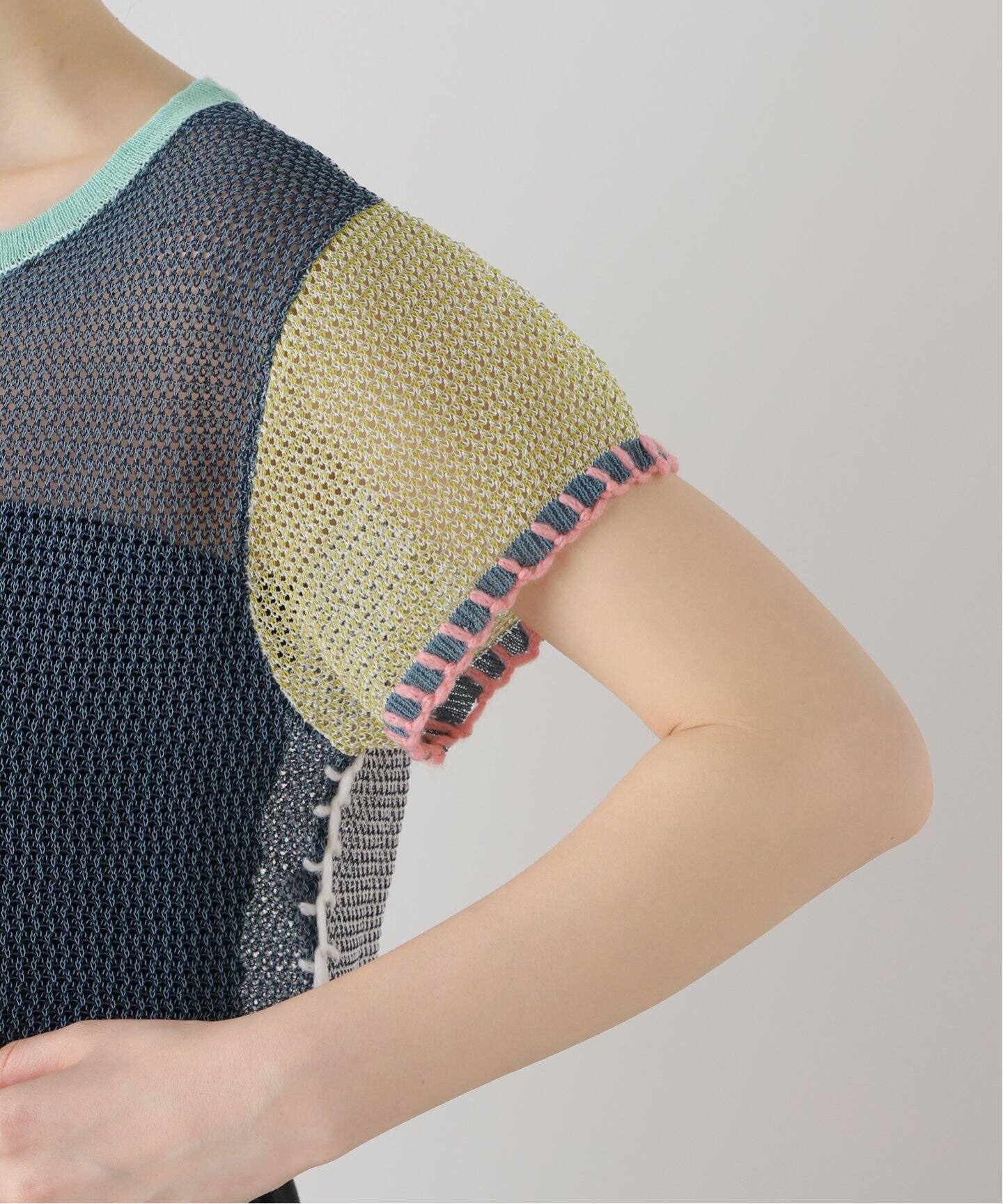YANYAN/ヤンヤン】 NETTY CROPPED TEE:ニット（ニット／セーター 