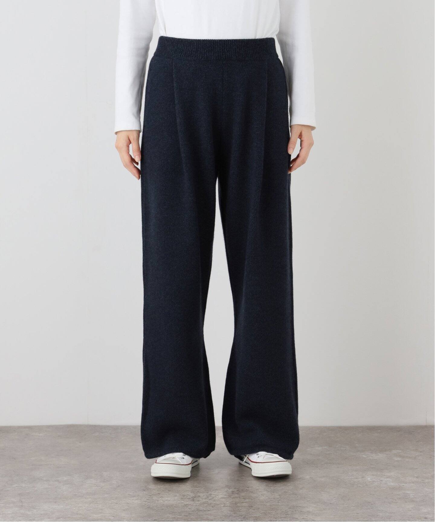 ATON/エイトン】 WOOL CASHMERE SILK STRAIGHT PANTS（その他パンツ 