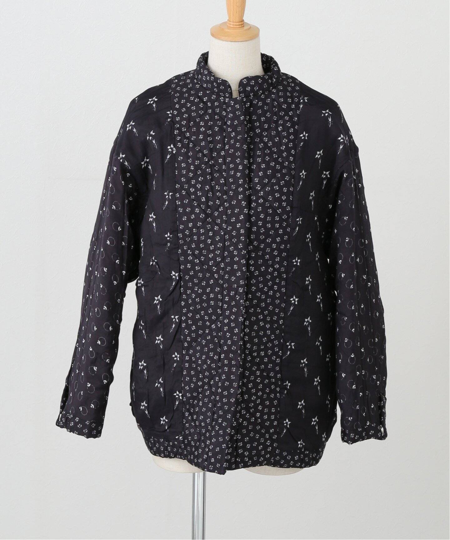 新品！crinkle crinkle crinkleジャケット定価55000 crinkle crinkle crinkle】プリントキルティングジャケット（中綿