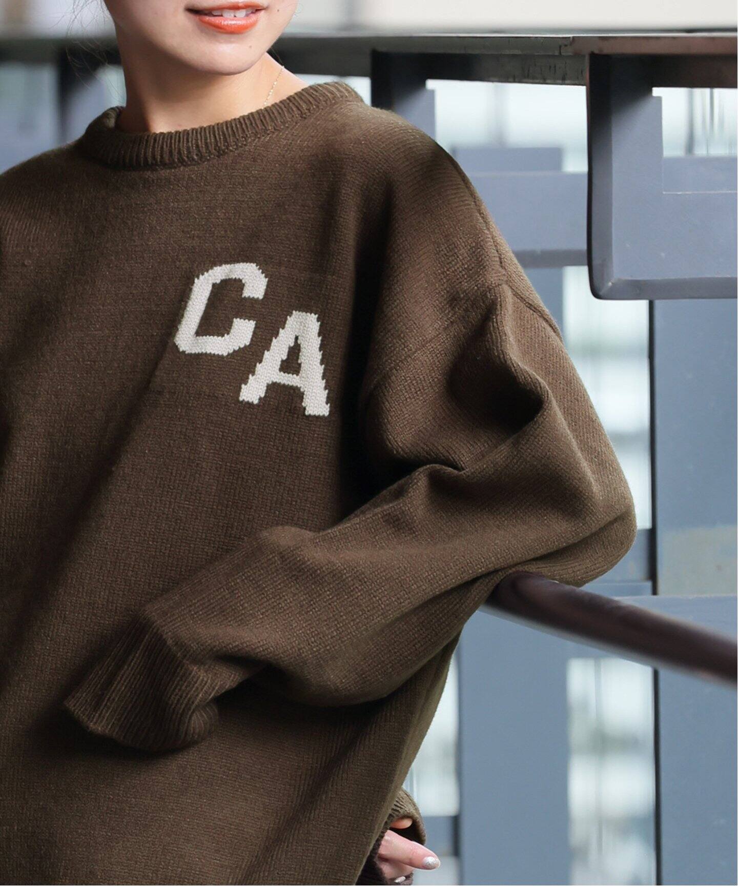 【美品】 peak スノーピーク JOURNAL STANDARD relume 別注 ニット キャメル サイズ:L / ロゴ ニット プルオーバー / RELUME W/Ny Knit PO 長袖 クルーネック オーバーサイズ ウール アルパカ / トップス セーター / コラボ【レディース】【中古】 SNOW PEAK × JOURNAL STANDARD relume2022 秋冬シーズンコラボ「CALM