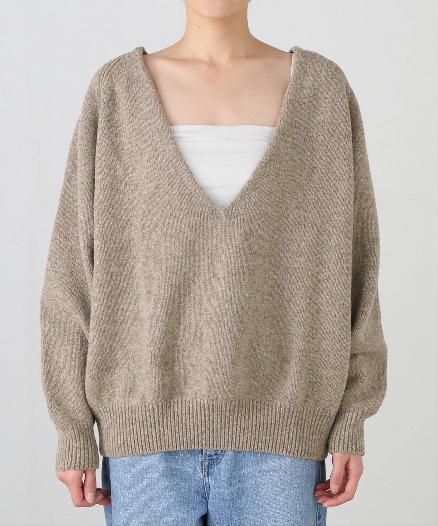 baserange Soar V Neck