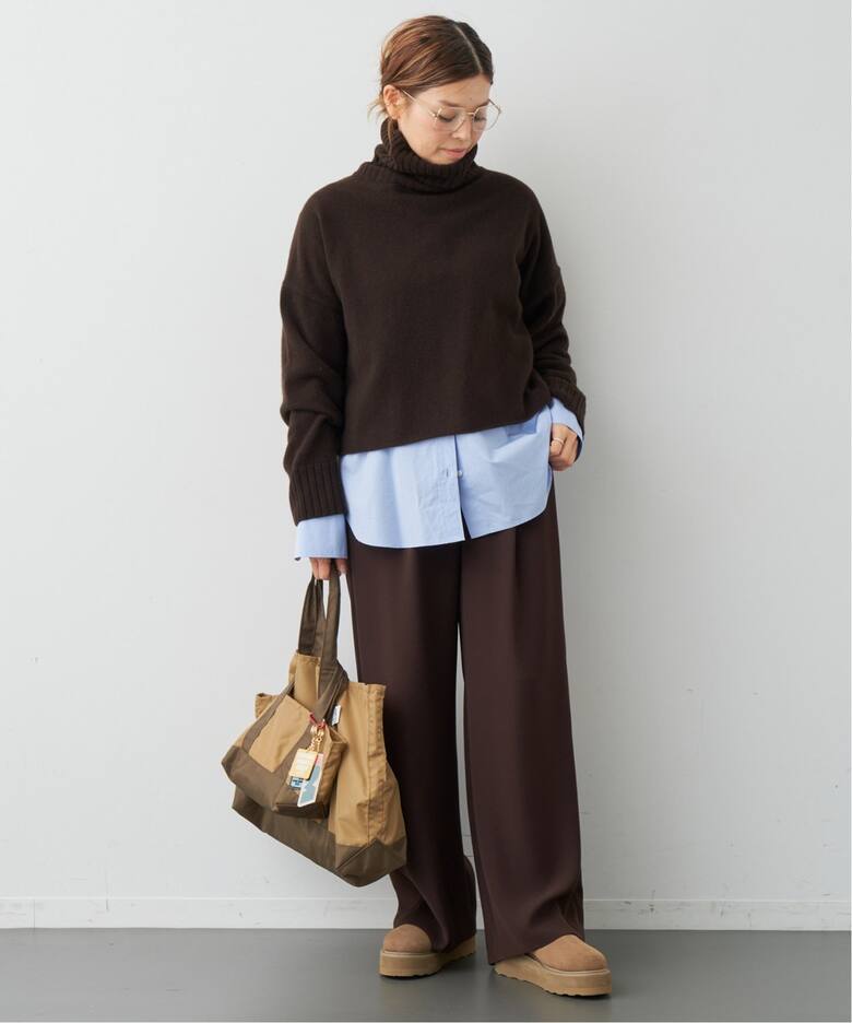 Neo Cropped タートルネックプルオーバーカーキ新同 