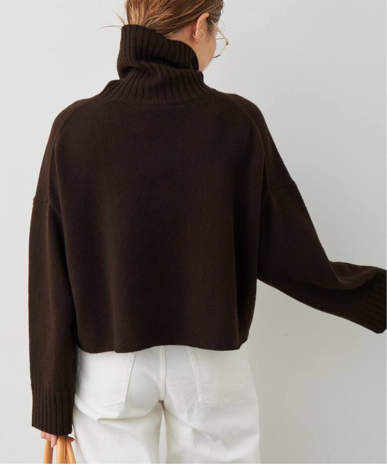 Neo Cropped タートルネック プルオーバー（ニット／セーター  