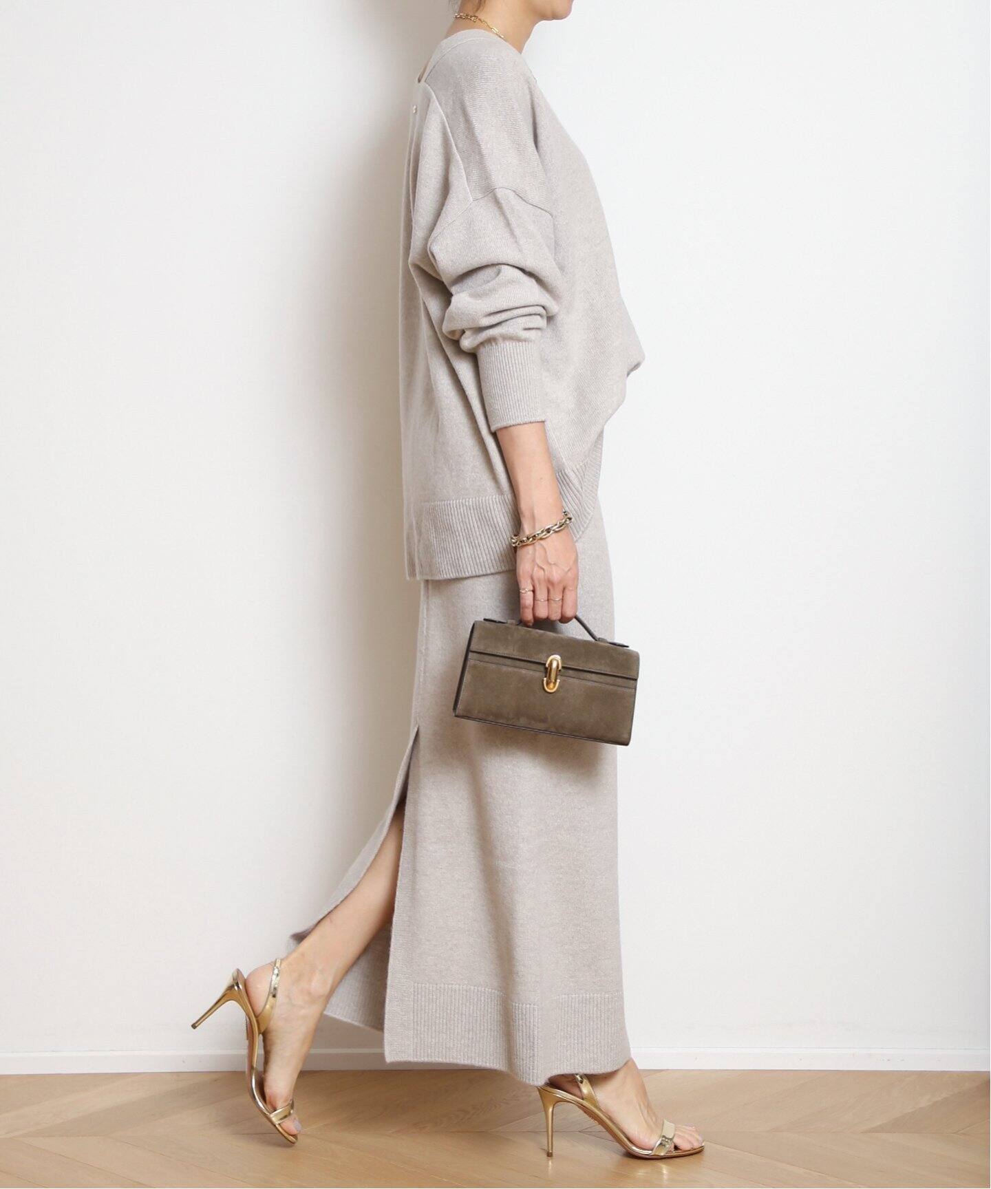 追加 OLBIA Vネックプルオーバー（ニット／セーター）｜MUSE de  