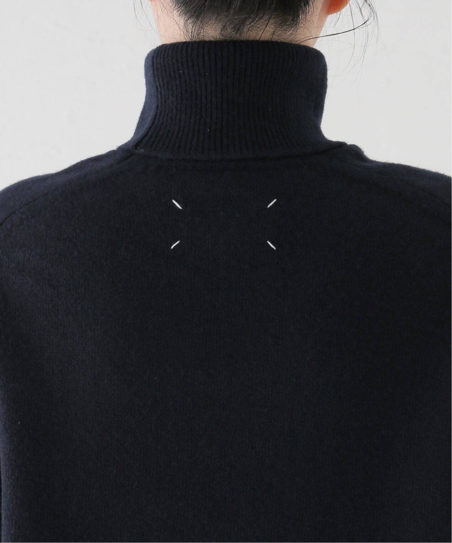 MAISON MARGIELA/メゾン マルジェラ】TURLE NECK ニット（ニット 