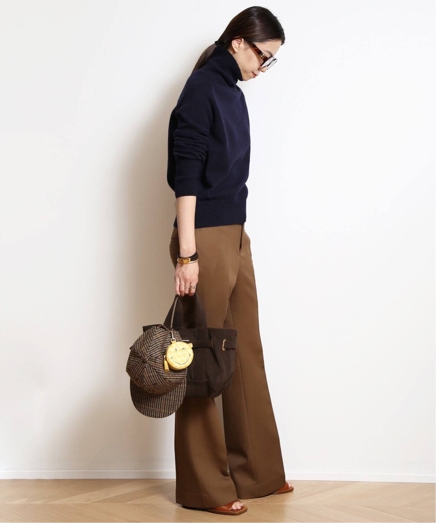 VICTORIA BECKHAM/ヴィクトリアベッカム】タートルネックニット(NAVY  