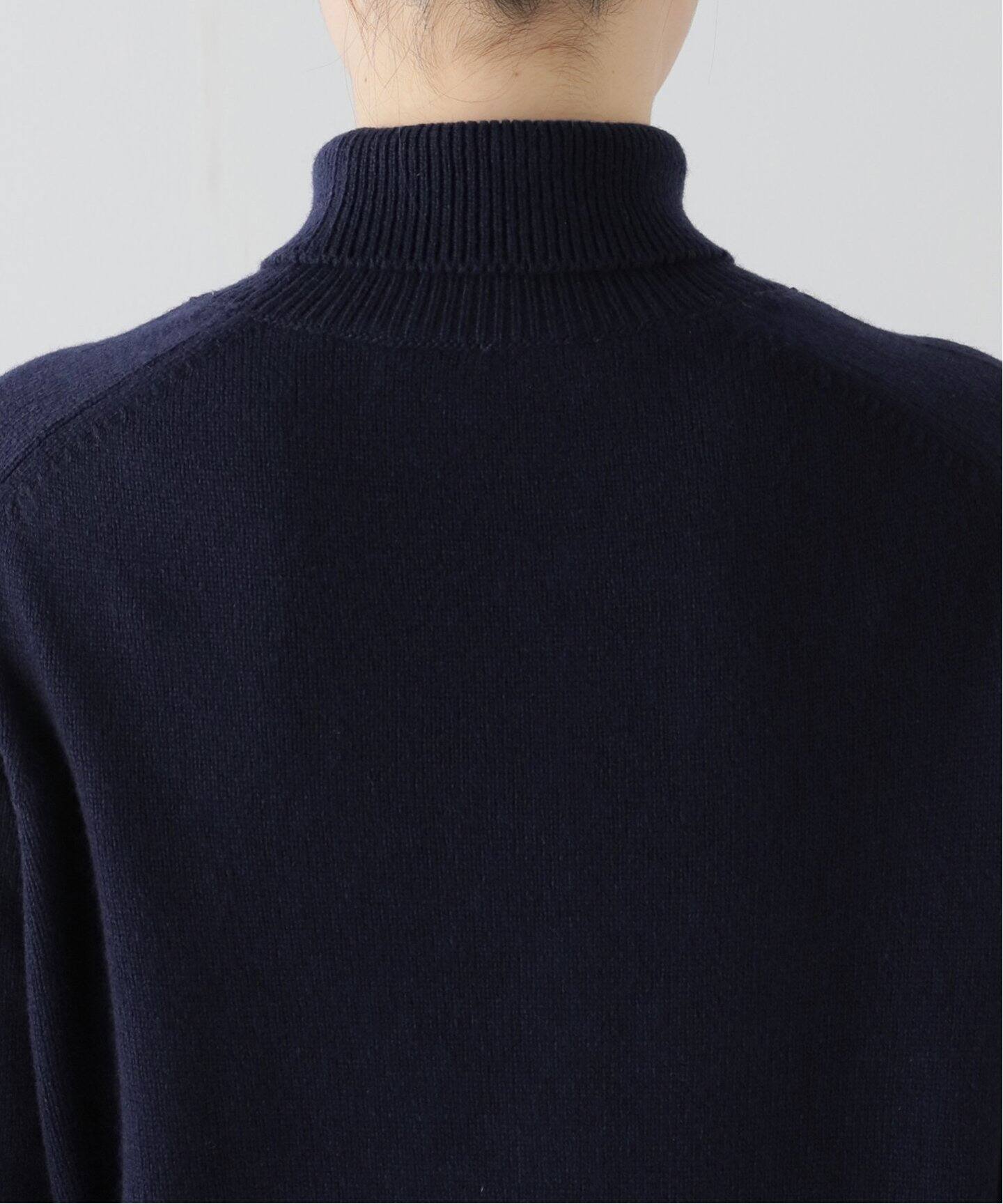 VICTORIA BECKHAM/ヴィクトリアベッカム】タートルネックニット(NAVY 