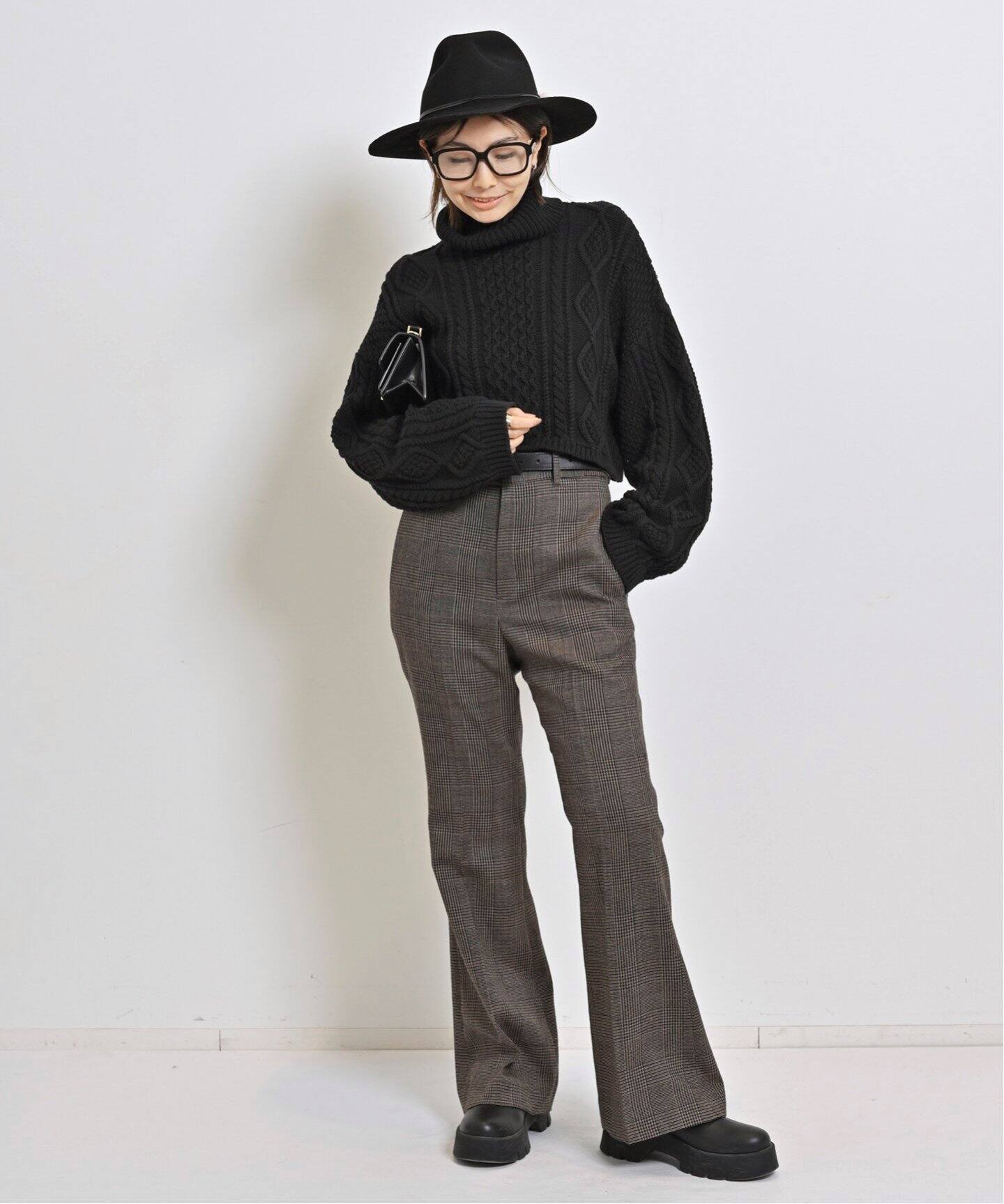 DENIMIST/デニミスト】 CROPPED CABLE TURTLENECK SWEATER（ニット 