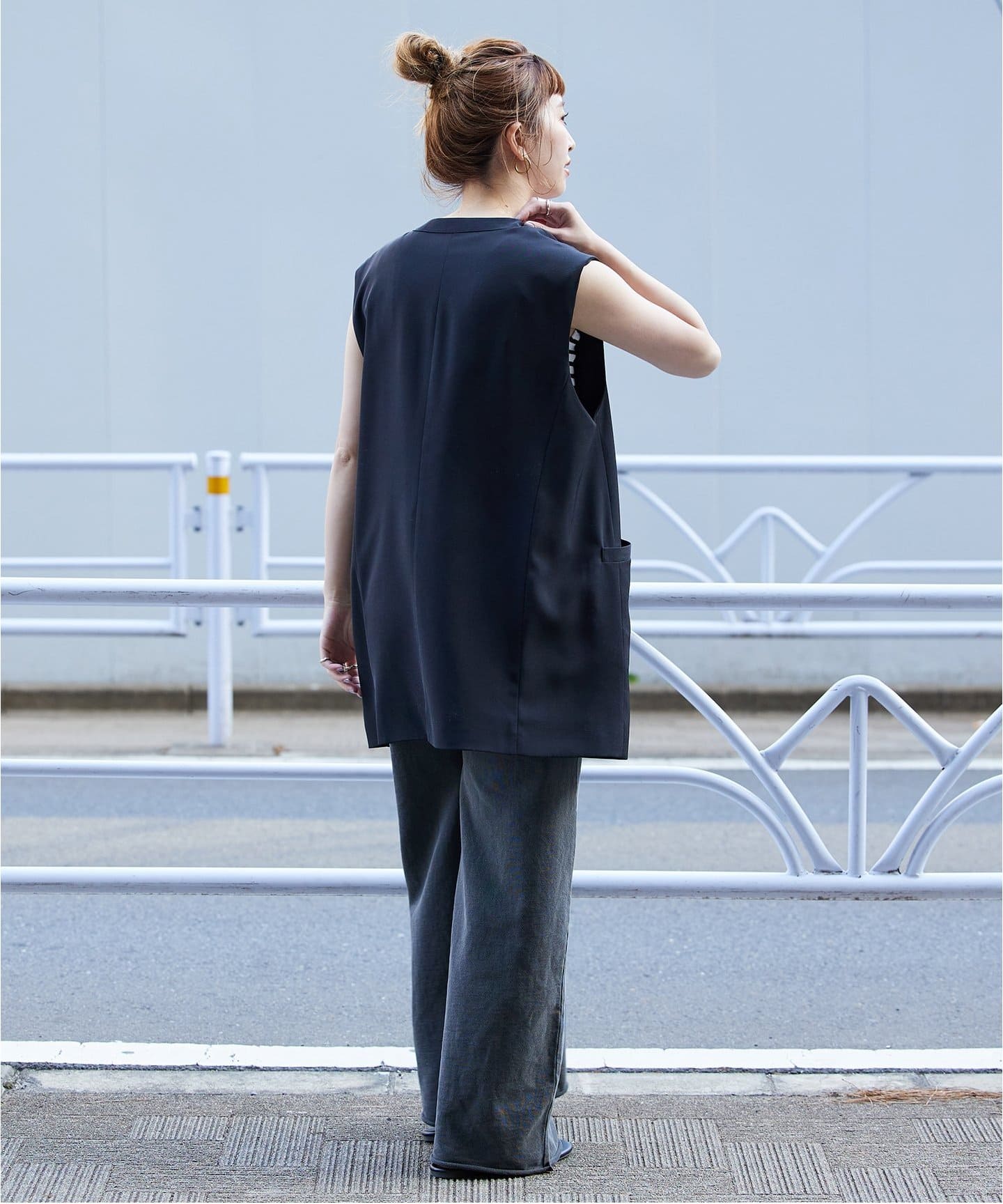 送料無料 女性ニットタンクトップ女性ストラップベストセクシー