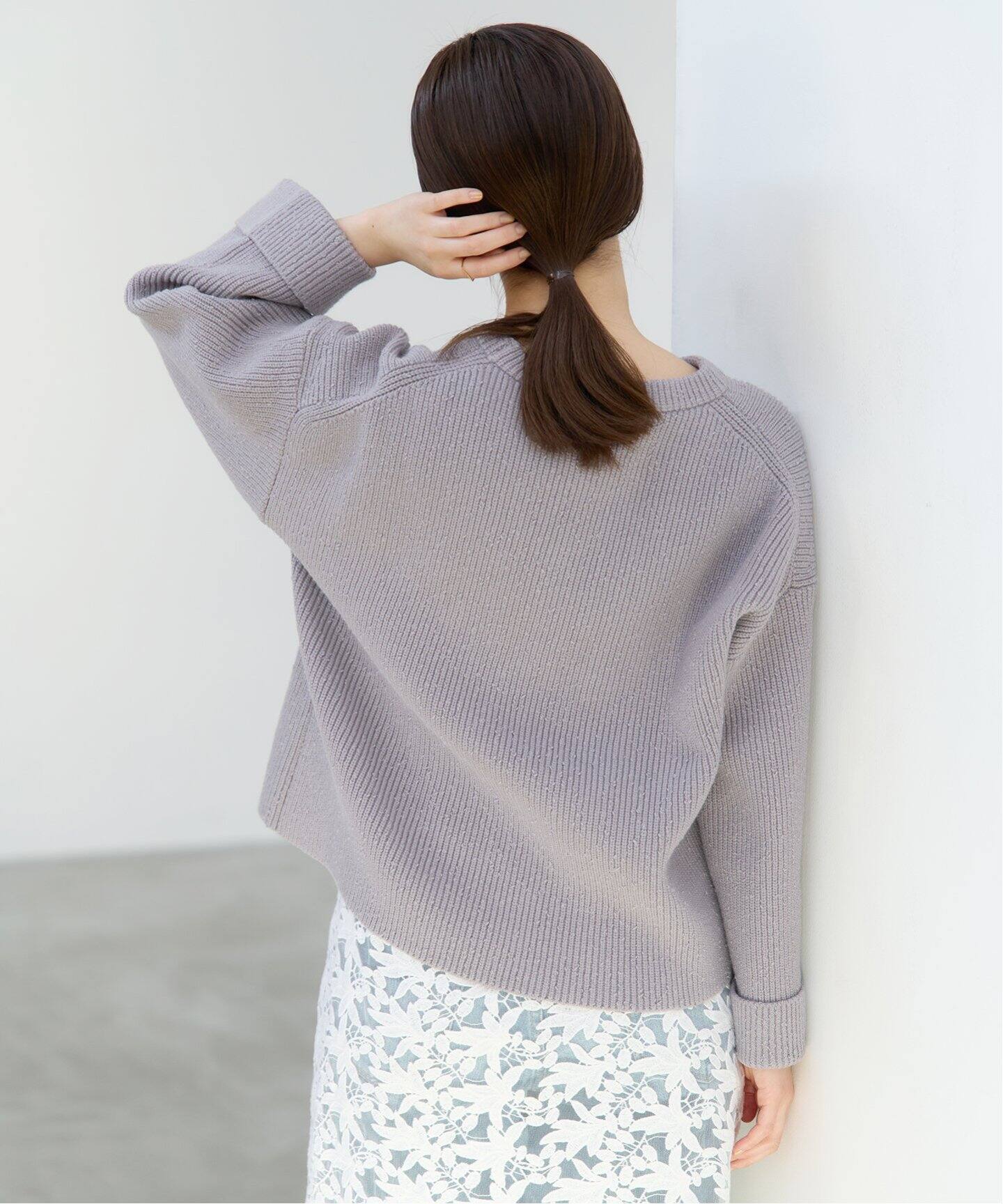 ショート丈ネッププルオーバー（ニット／セーター）｜IENA（イエナ）の  