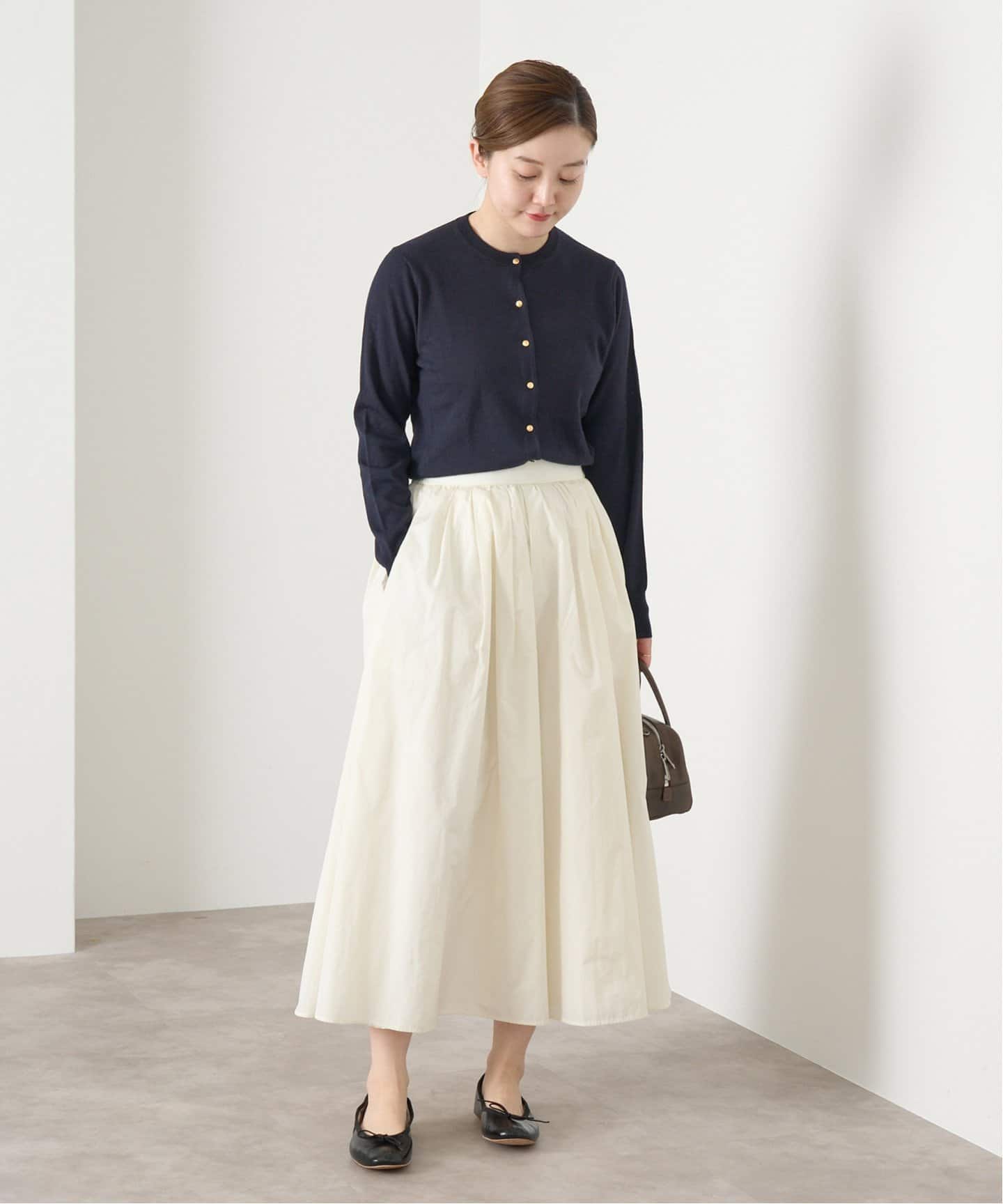 【IENA】ARKABA クルーカーディガン　ネイビー　新品未使用タグ付き ARKABA クルーカーディガン（カーディガン）｜IENA（イエナ）の