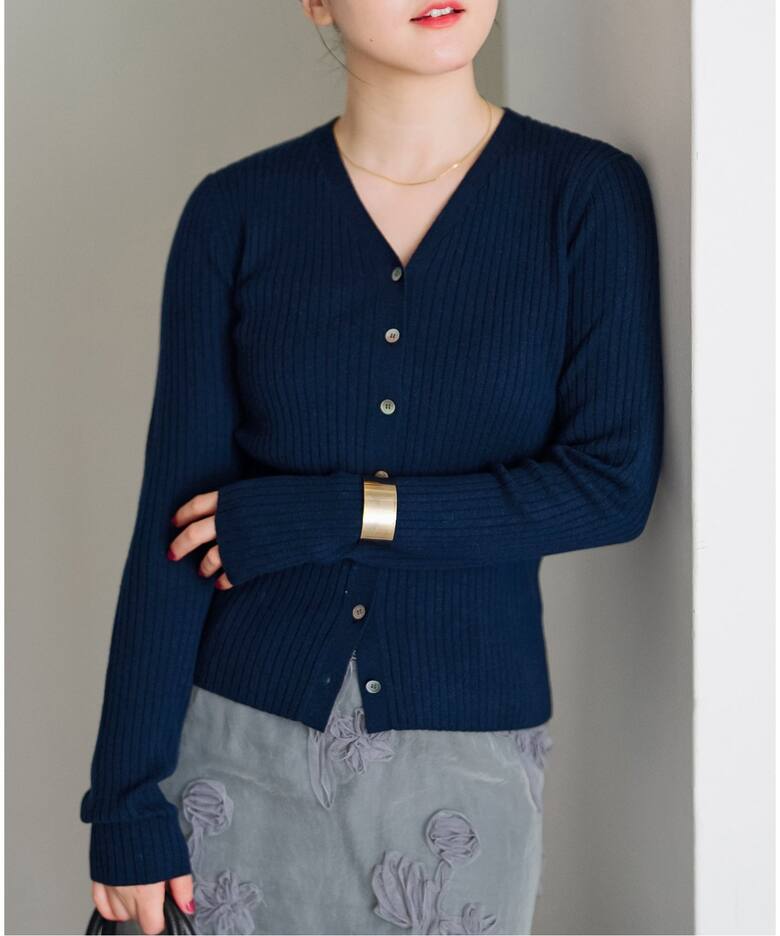 イタリア糸 RIB Vネックカーディガン（カーディガン）｜IENA（イエナ  