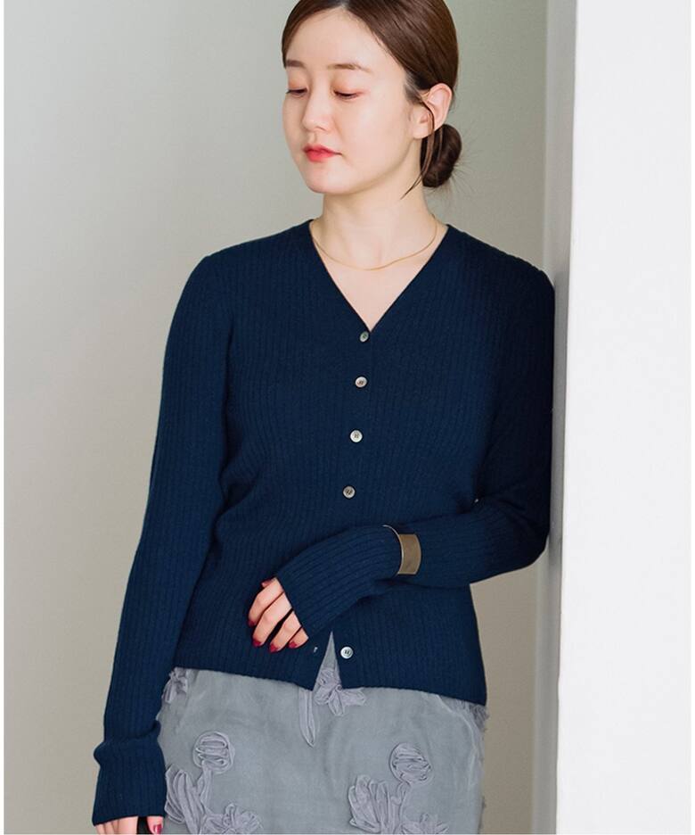 イタリア糸 RIB Vネックカーディガン（カーディガン）｜IENA（イエナ  