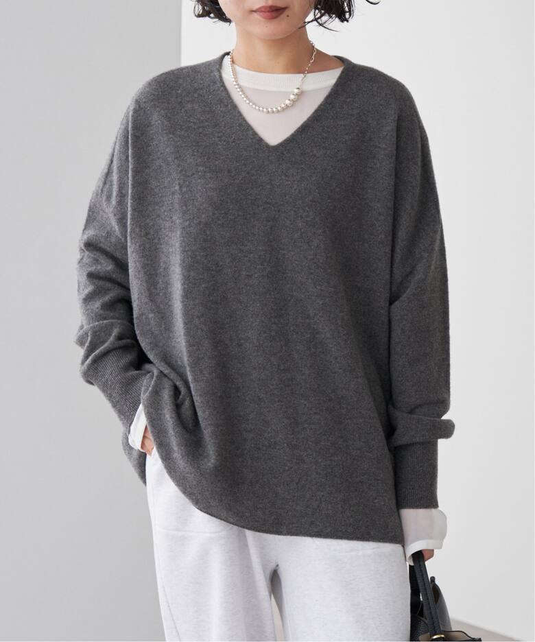 Fine ニュージーウール ニュアンス Vプルオーバー（ニット／セーター  