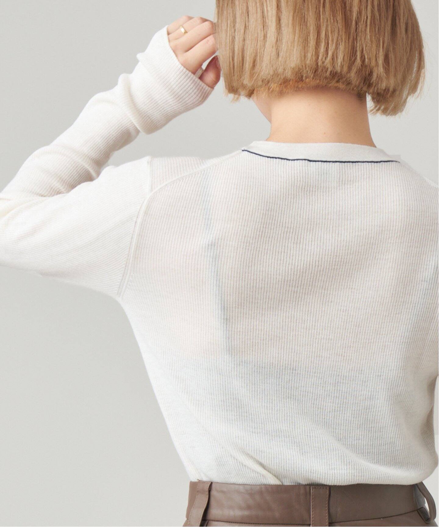 IENA LA BOUCLE 強撚ウールクルーネックプルオーバー（ニット  