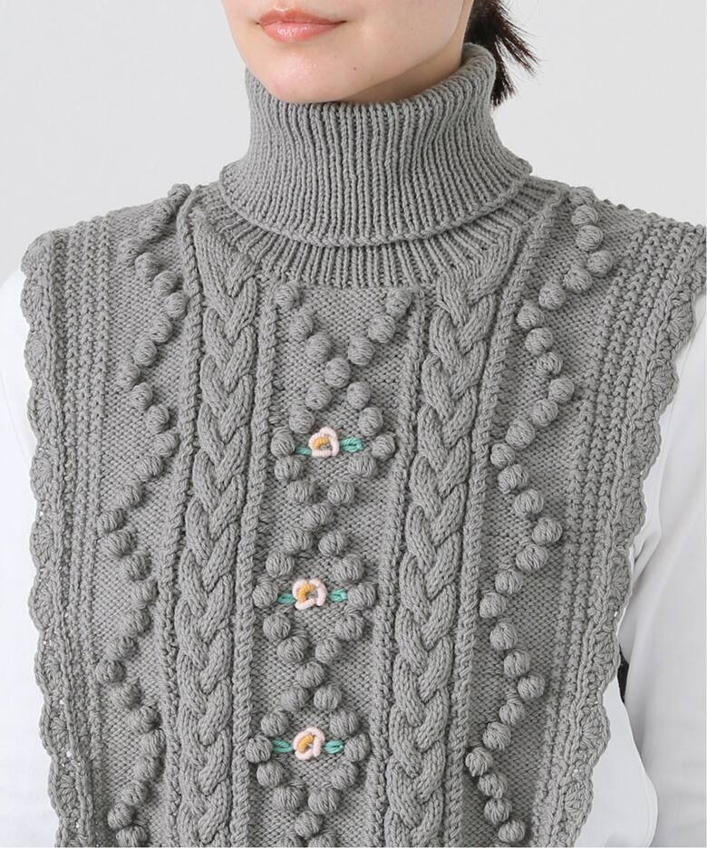 MICHAELA BUERGER/ミカエラ・バーガー LOLA collar ニット（ベスト 