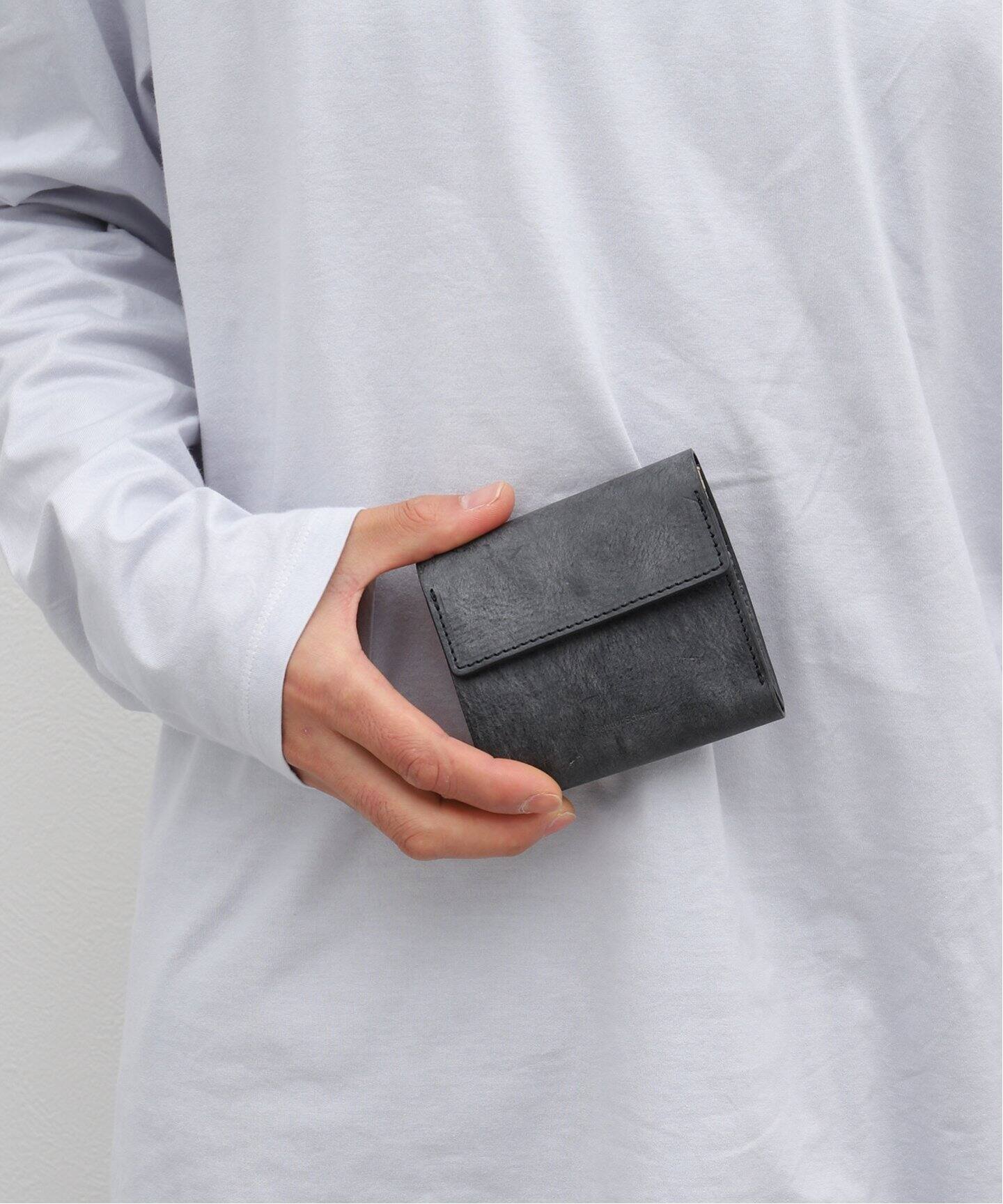 極美品】エンダースキーマ 折り財布 三折り clasp こだわれ wallet 