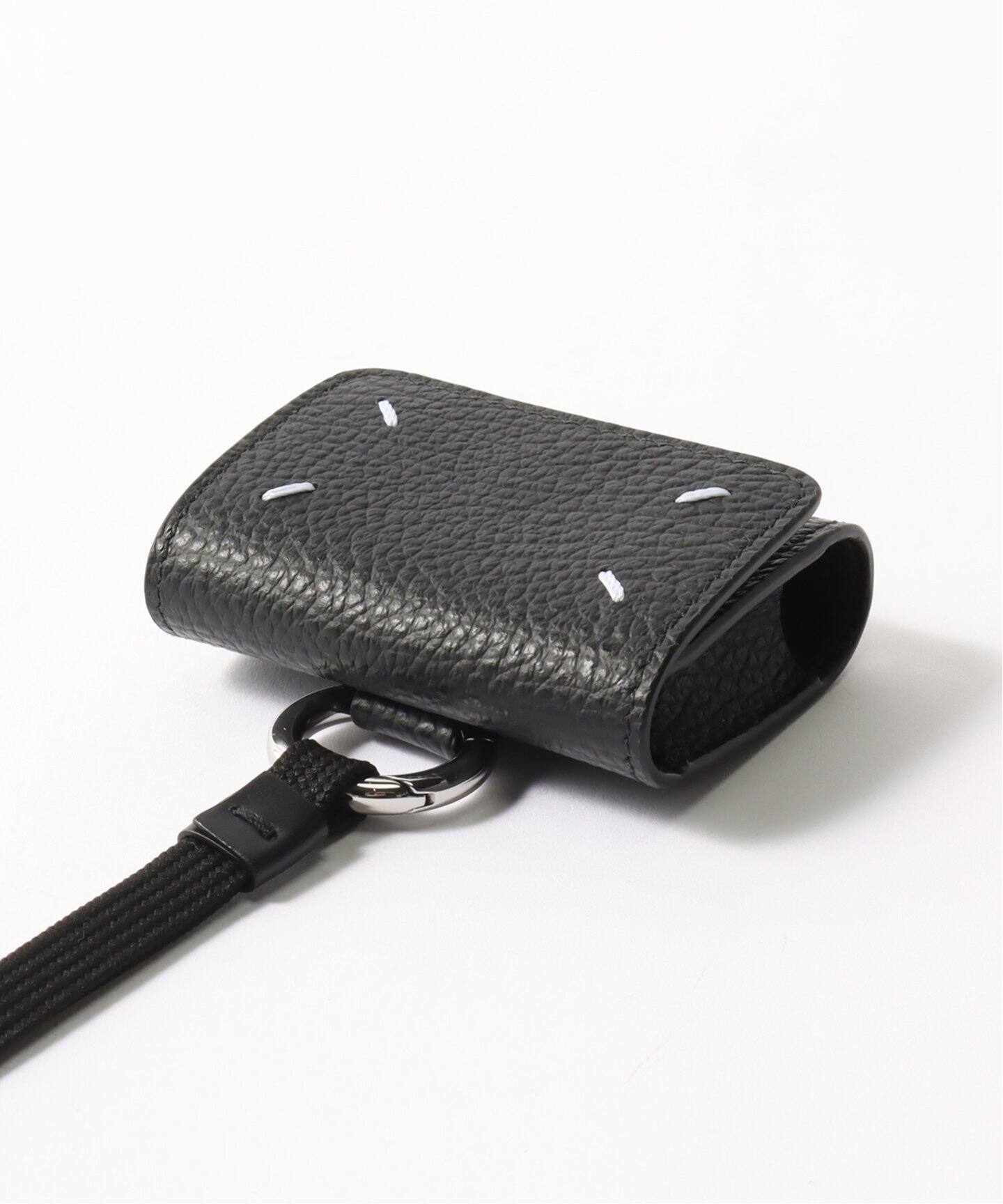 MAISON MARGIELA / メゾン マルジェラ】AirPods Case Pro with Cl ｜その他 