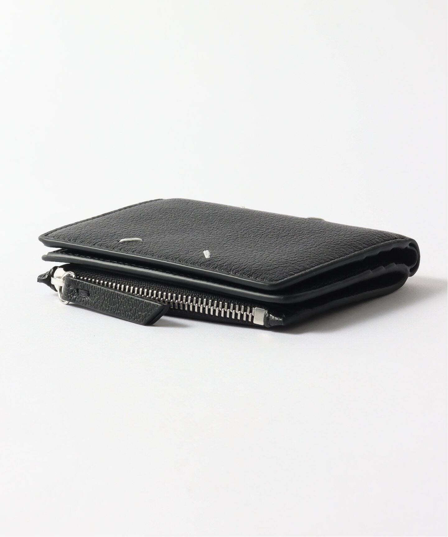 MAISON MARGIELA / メゾン マルジェラ】Small Flip Flap Wallet（財布  