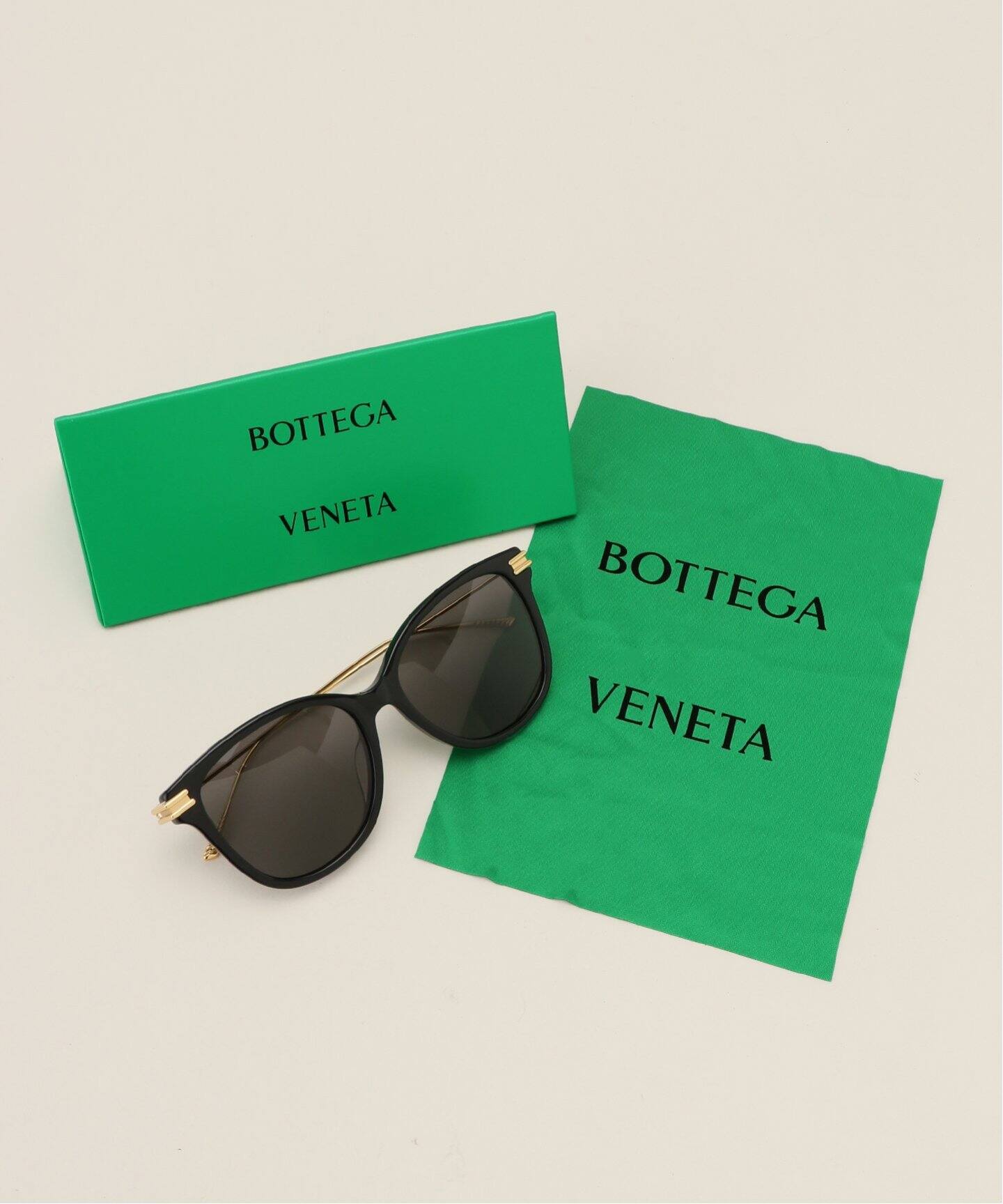 BOTTEGA VENETA/ボッテガ・ヴェネタ】CAT EYE サングラス（サングラス  